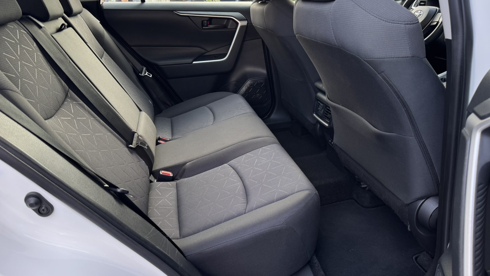 Toyota RAV4 2021 року з пробігом 70143 км, Універсал, Тойота Центр Одеса "ВіДі Пальміра", м.Одеса - 1035000 ГРН | Фото № 7