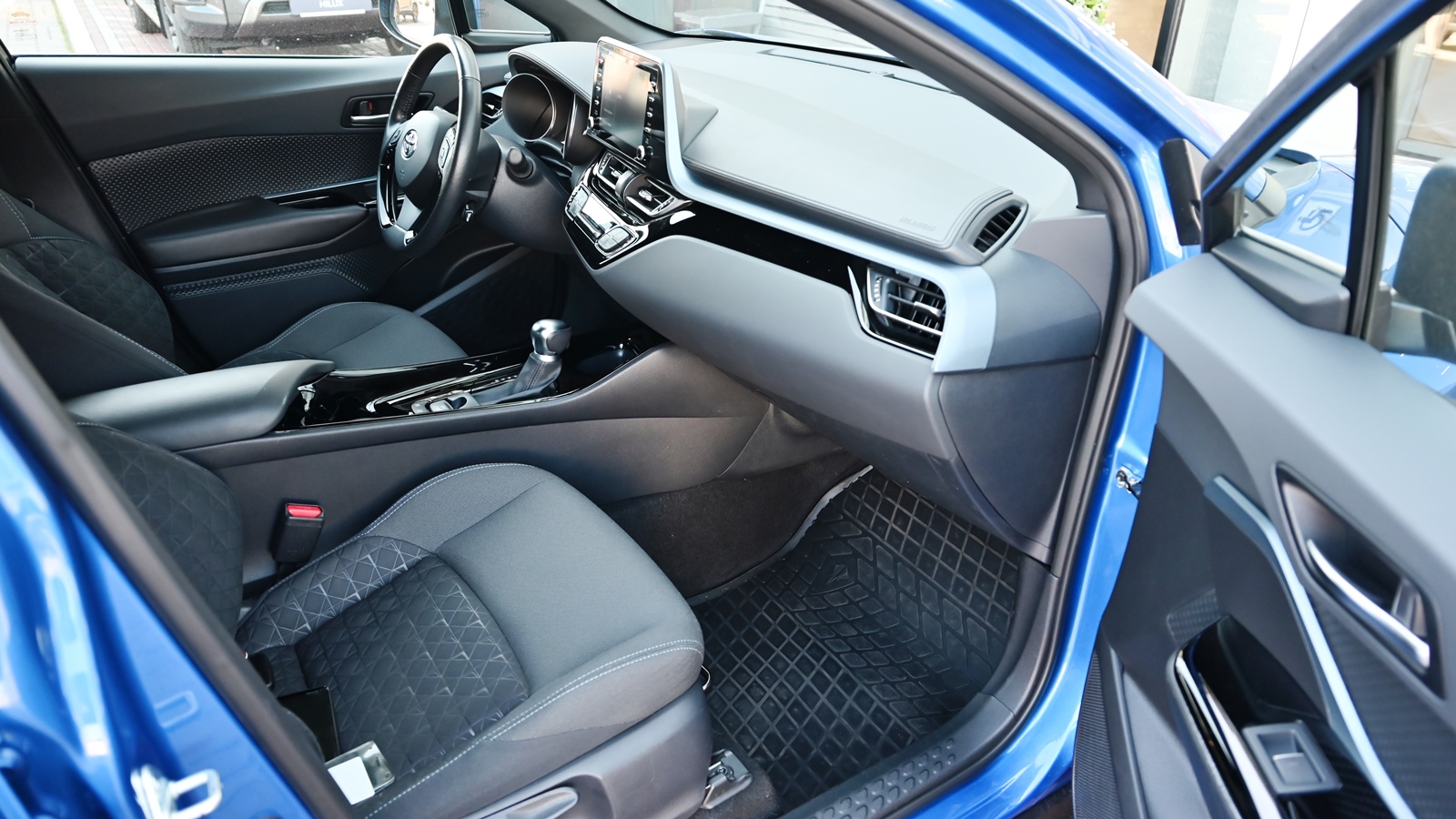 Toyota C-HR 2020 року з пробігом 96812 км, Хетчбек, Тойота Центр Київ "Сіті Плаза", м.Київ - 1056975 ГРН | Фото № 6