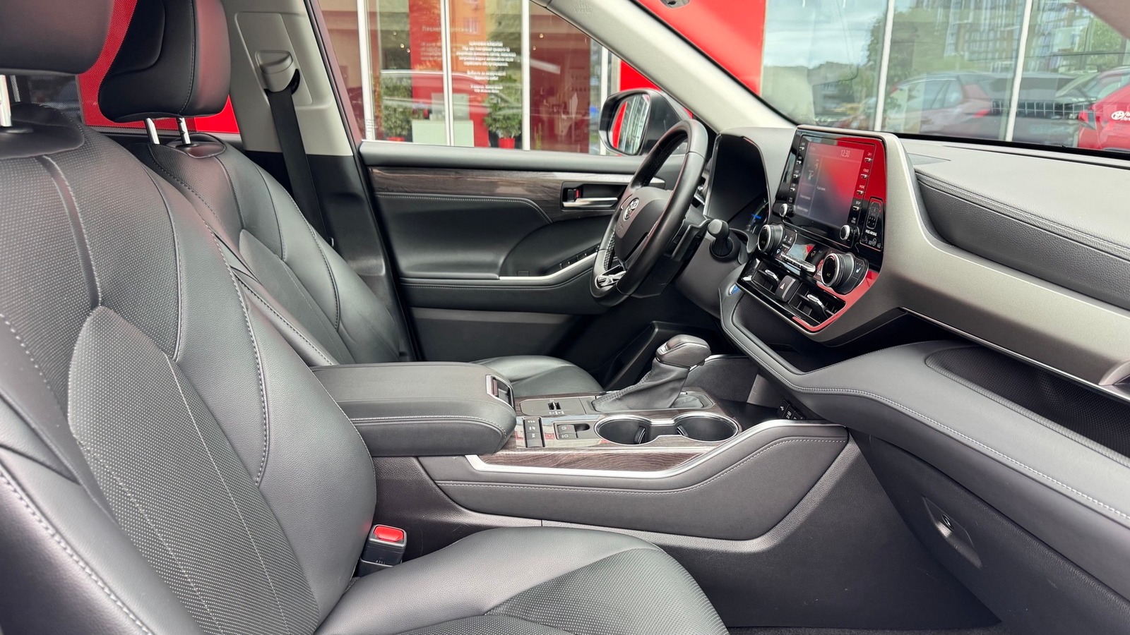 Toyota HIGHLANDER 2021 року з пробігом 97110 км, Універсал, Тойота Центр Івано-Франківськ "Класик-Авто", м.Івано-Франківськ - 2000000 ГРН | Фото № 6