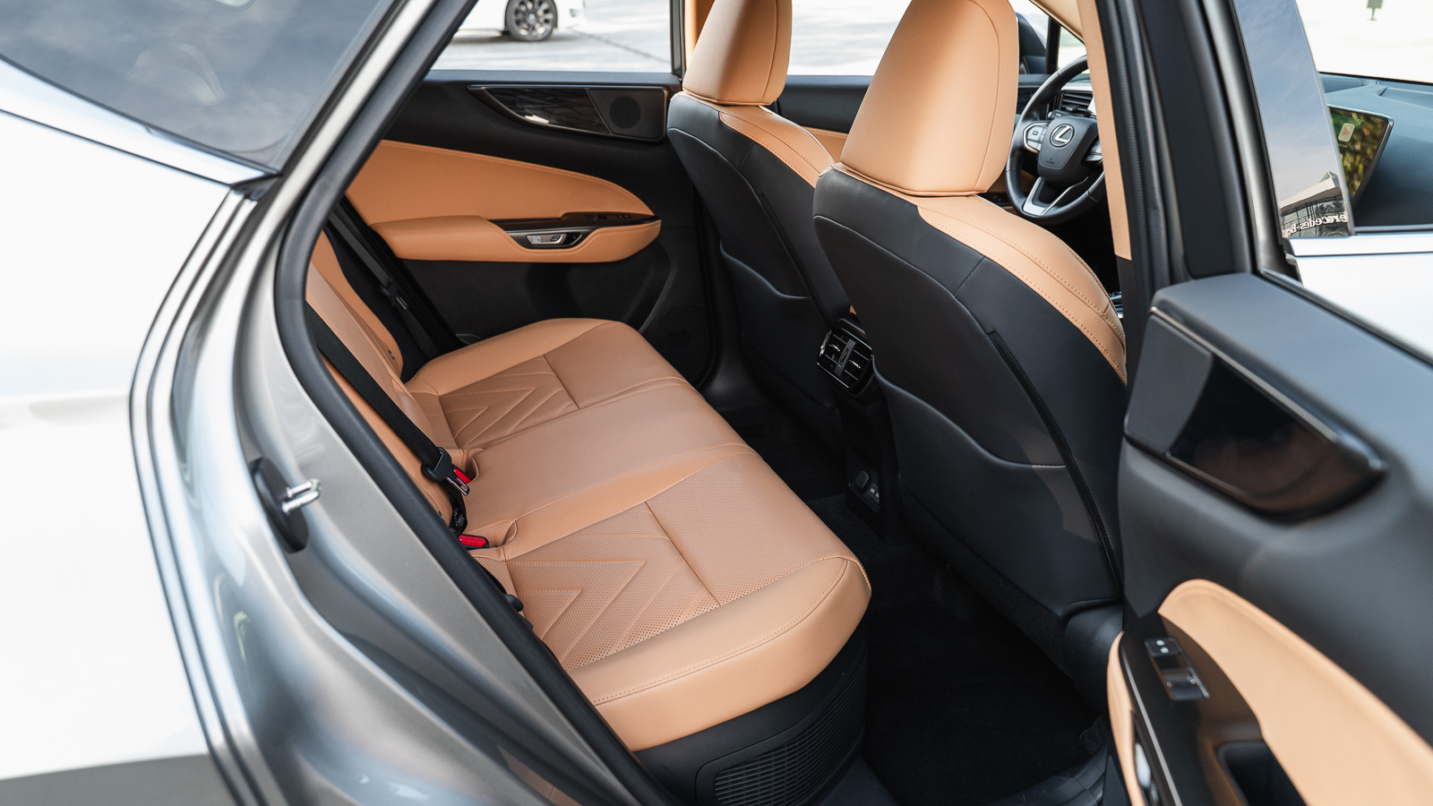 Lexus NX 2023 року з пробігом 51181 км, Універсал, Лексус Дніпро, м.Дніпро - 2259110 ГРН | Фото № 7