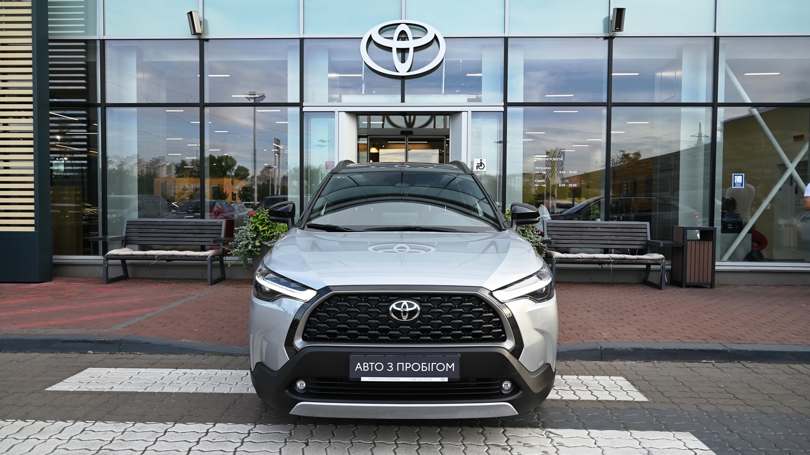 Toyota COROLLA CROSS 2024 року з пробігом 1501 км, Хетчбек, Тойота Центр Київ "Сіті Плаза", м.Київ - 1591120 ГРН | Фото № 5