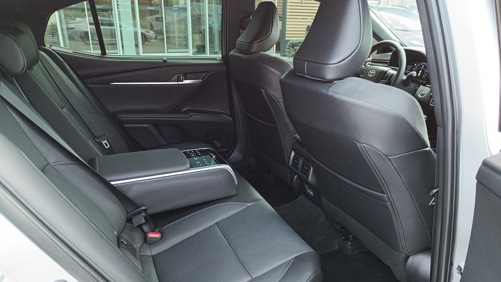 Toyota CAMRY 2025 року з пробігом 3259 км, Седан, Тойота Центр Київ "ВіДі Автострада", м.Київ - 2165000 ГРН | Фото № 7