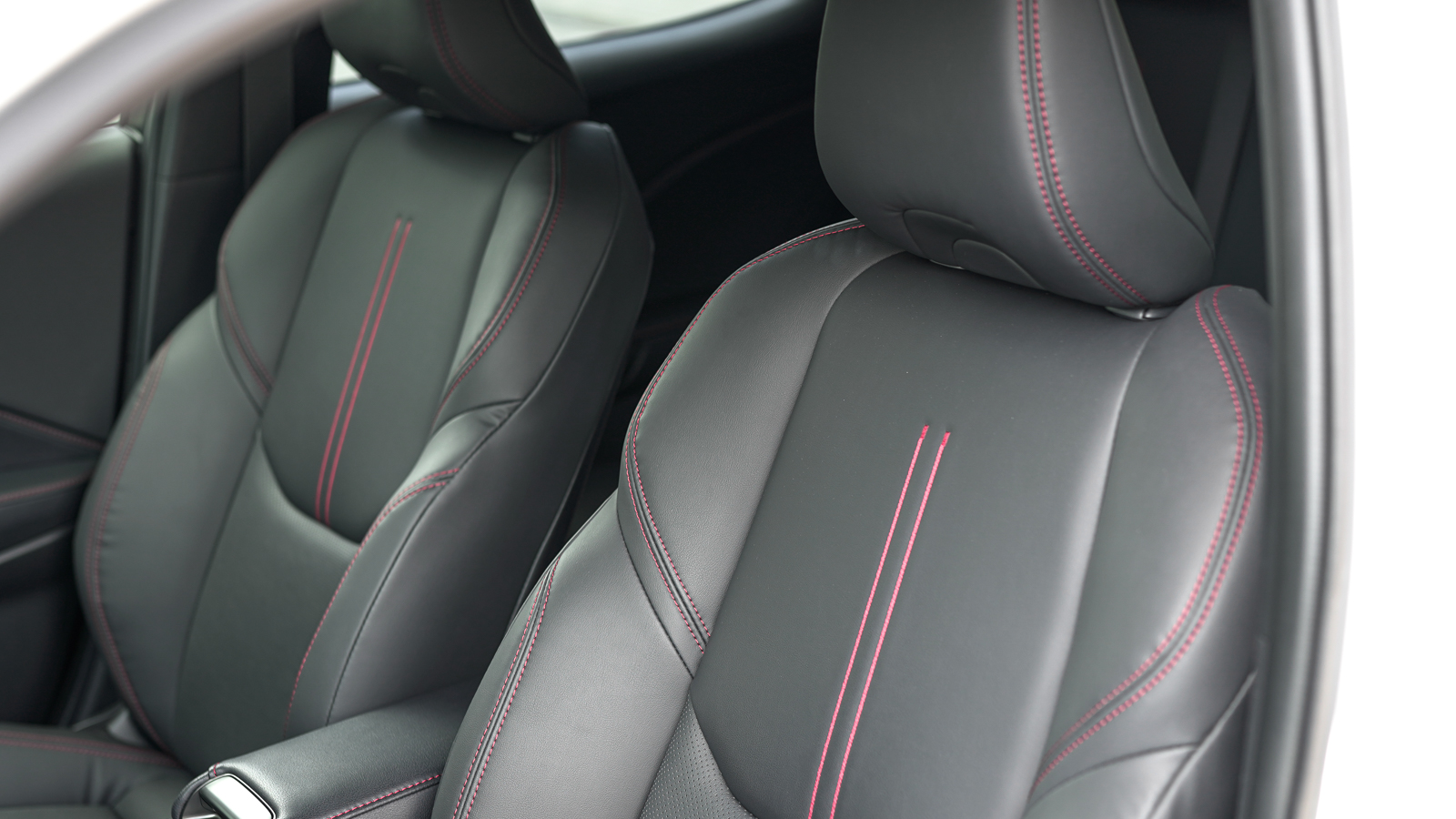 Lexus LBX 2023 року з пробігом 2153 км, Універсал, Лексус Львів, м.Львів - 1680750 ГРН | Фото № 16