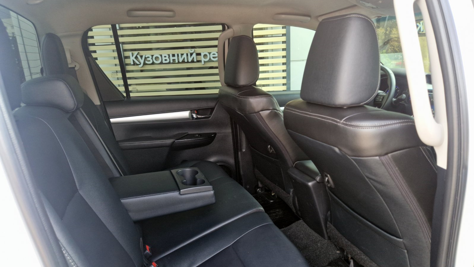 Toyota HILUX 2016 року з пробігом 304772 км, Пікап, Тойота Центр Кропивницький "Мотор - Олві", м.Кропивницький - 1050000 ГРН | Фото № 7