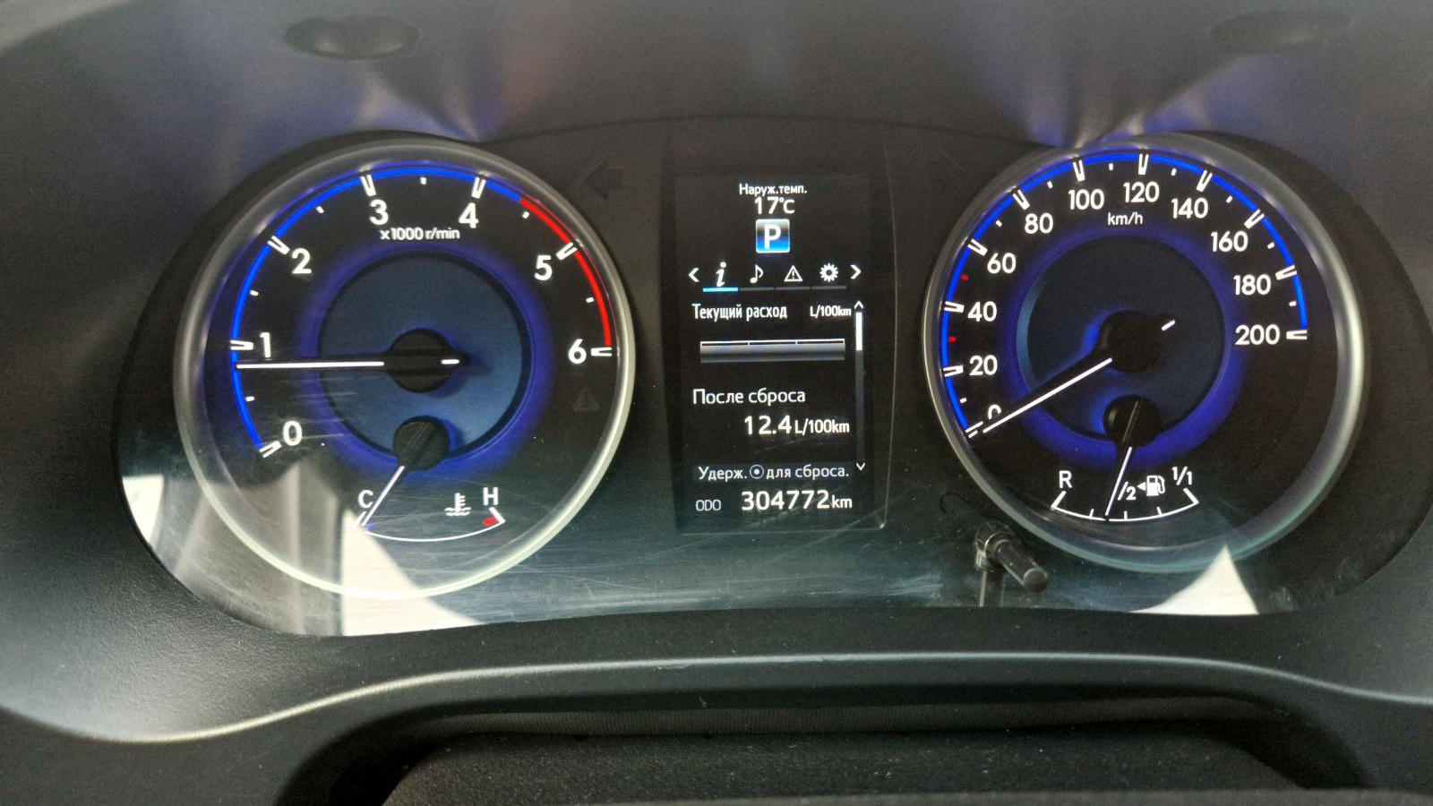 Toyota HILUX 2016 року з пробігом 304772 км, Пікап, Тойота Центр Кропивницький "Мотор - Олві", м.Кропивницький - 1050000 ГРН | Фото № 11