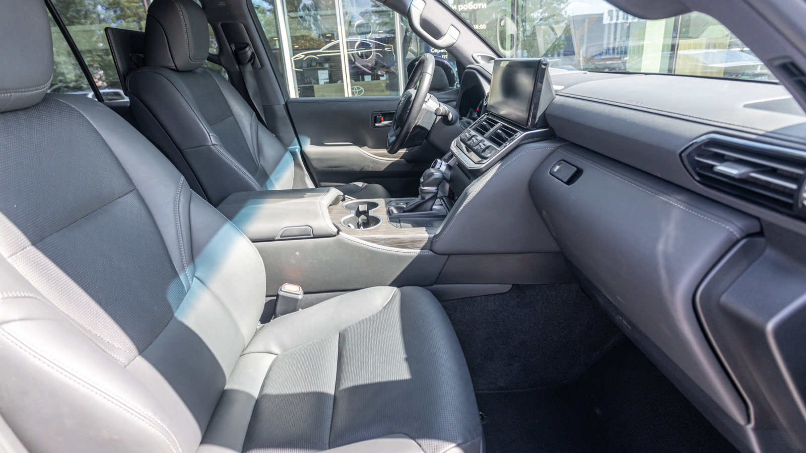 Toyota LAND CRUISER 2023 року з пробігом 43703 км, Універсал, Тойота Центр Дніпро "Алмаз Мотор" на Запорізькому шосе, м.Дніпро - 3735000 ГРН | Фото № 6