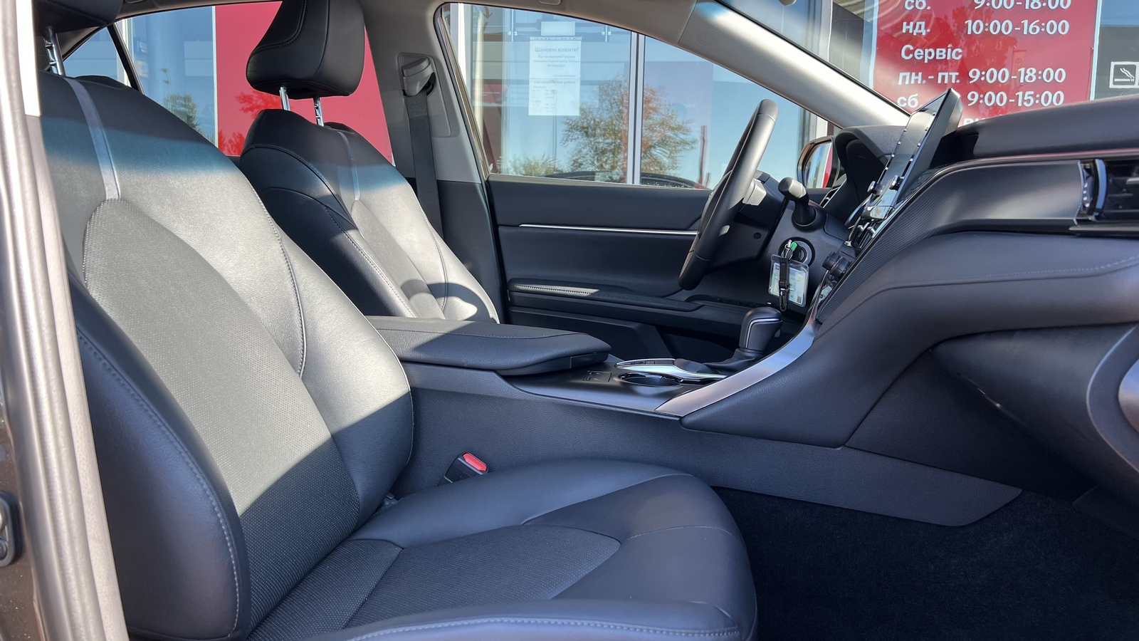 Toyota CAMRY 2024 року з пробігом 14478 км, Універсал, Тойота Центр Вінниця "Преміум Мотор", м.Вінниця - 1328000 ГРН | Фото № 6