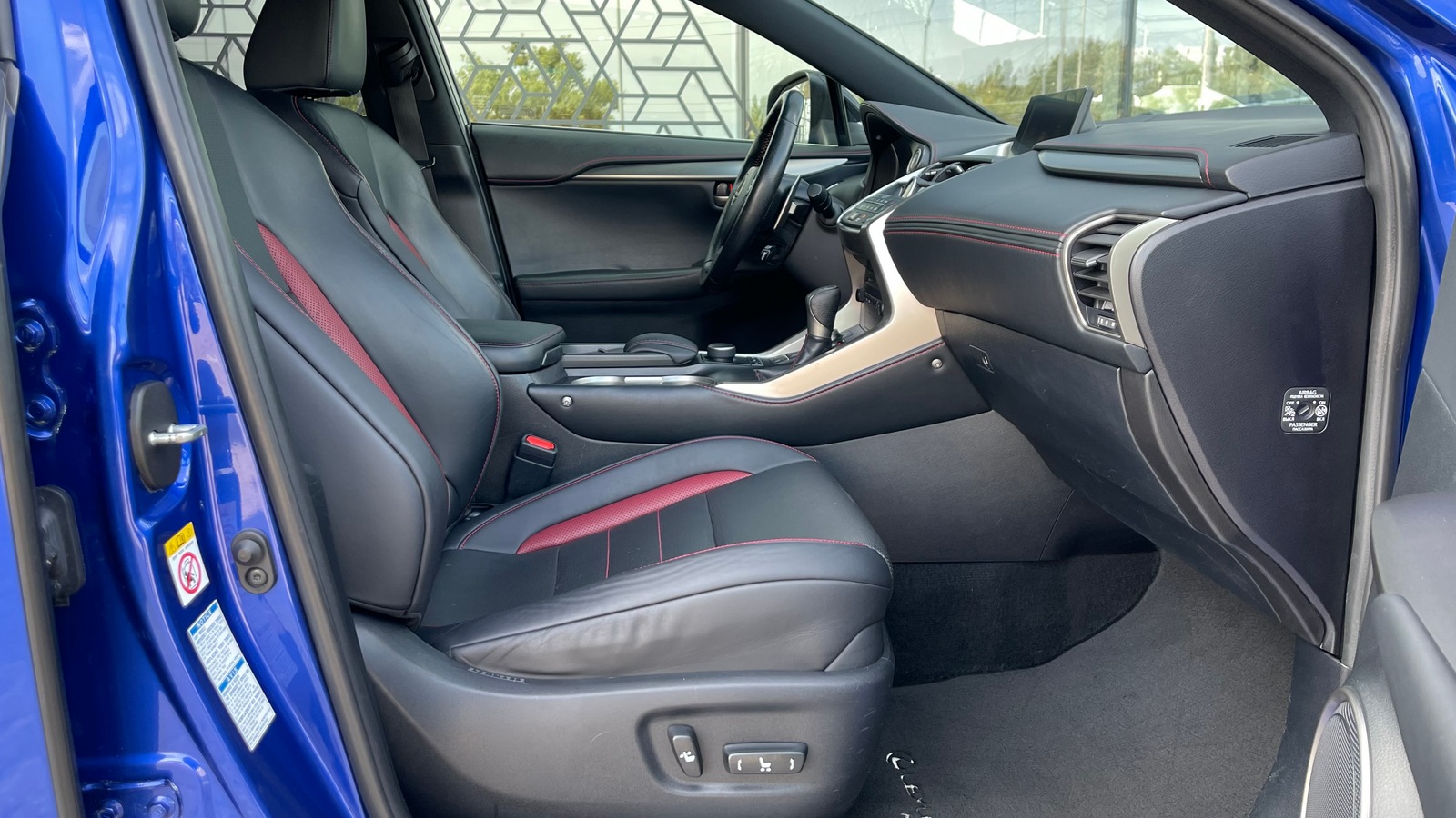Lexus NX 2016 року з пробігом 190466 км, Універсал, Лексус Київ Захід, м.Київ - 1063000 ГРН | Фото № 6