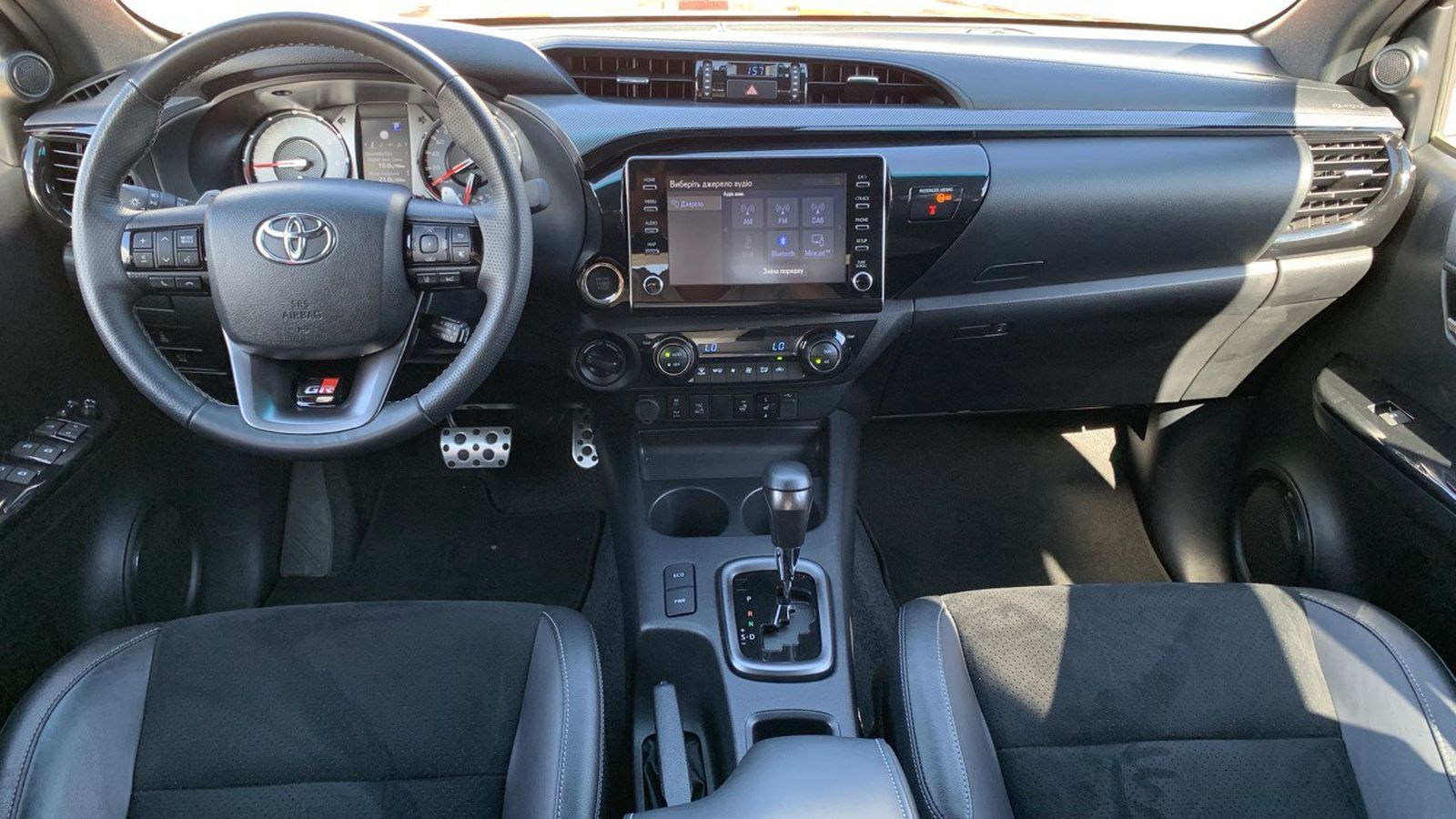 Toyota HILUX 2023 року з пробігом 826 км, Пікап, Тойота Центр Хмельницький "Гранд Мотор", м.Хмельницький - 2370000 ГРН | Фото № 8