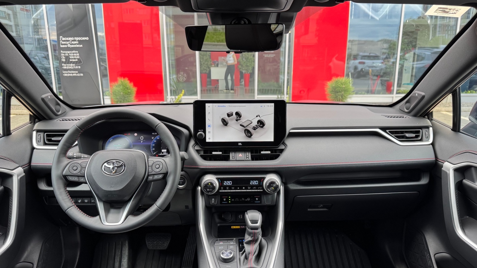 Toyota RAV4 Plug-In 2024 року з пробігом 10648 км, Універсал, Тойота Центр Івано-Франківськ "Класик-Авто", м.Івано-Франківськ - 2500000 ГРН | Фото № 8