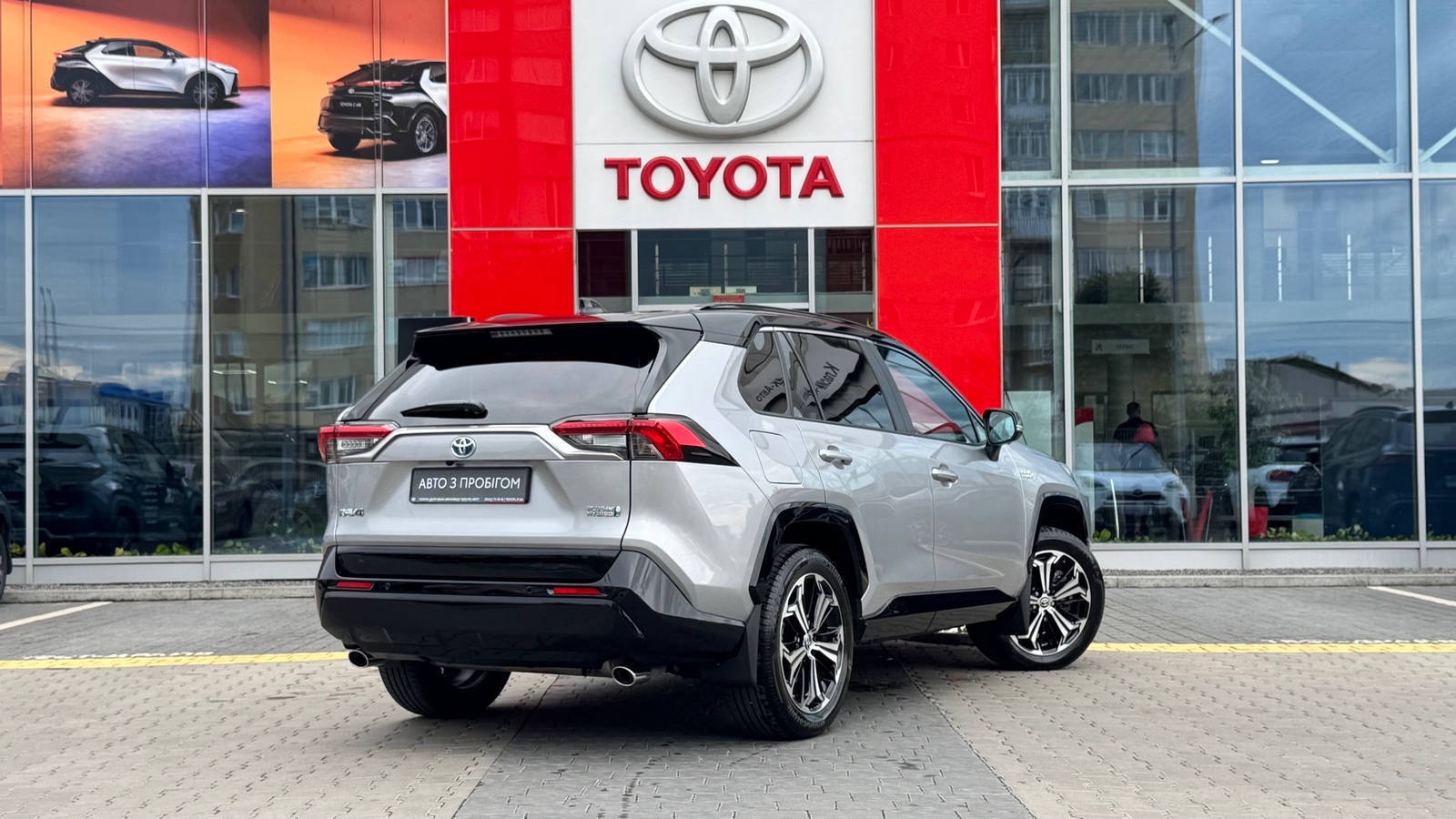 Toyota RAV4 Plug-In 2024 року з пробігом 10648 км, Універсал, Тойота Центр Івано-Франківськ "Класик-Авто", м.Івано-Франківськ - 2500000 ГРН | Фото № 18
