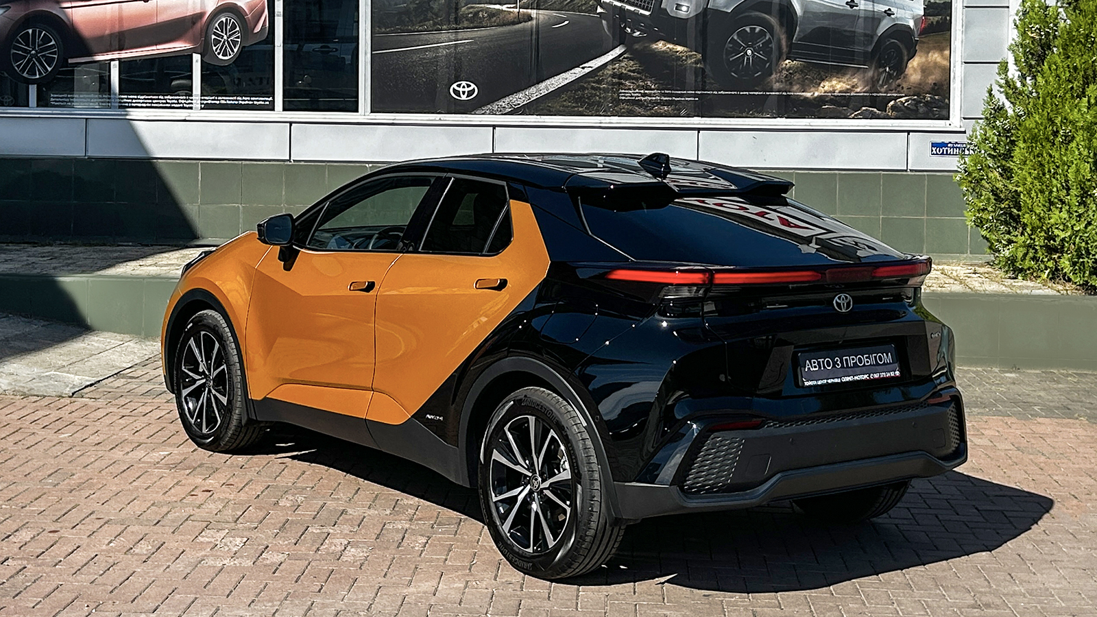 Toyota C-HR 2024 року з пробігом 7463 км, Хетчбек, Тойота Центр Чернівці "Олімп-Моторс", м.Чернівці - 1790160 ГРН | Фото № 2