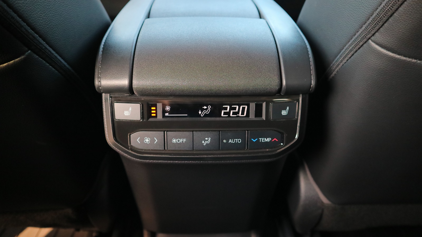 Toyota HIGHLANDER 2022 року з пробігом 13409 км, Універсал, Тойота Центр Київ "Автосаміт Укравто Столичне", м.Київ - 2267000 ГРН | Фото № 22