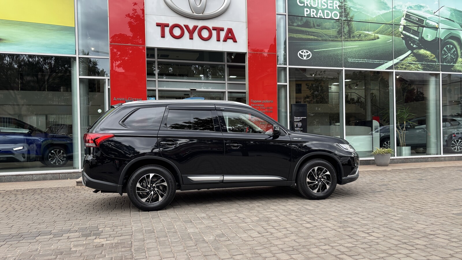 Інші авто MITSUBISHI OUTLANDER 2018 року з пробігом 53774 км, Універсал, Тойота Центр Кривий Ріг "Алмаз Сістем", м.Кривий Ріг - 850000 ГРН | Фото № 17