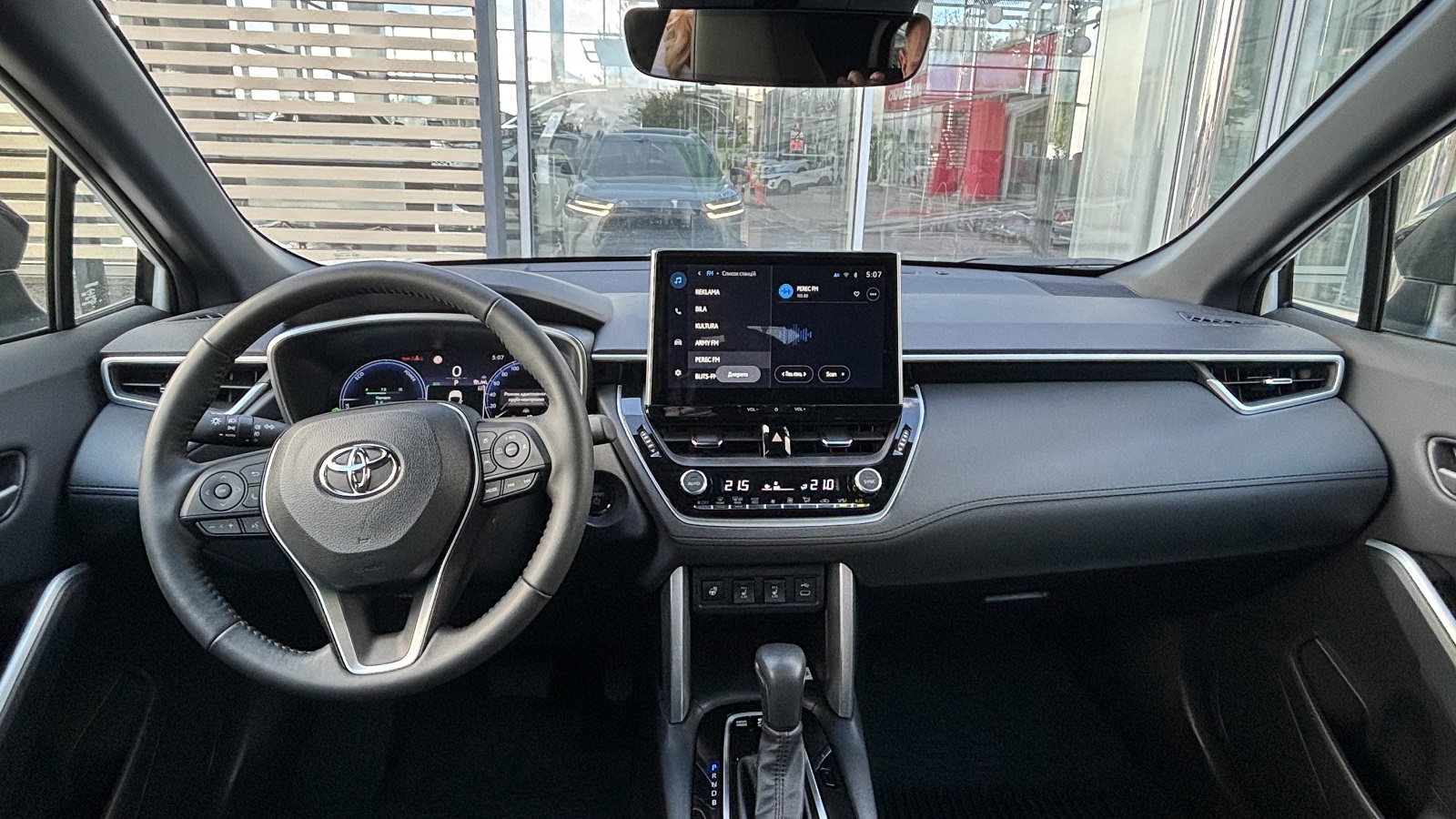 Toyota COROLLA CROSS 2024 року з пробігом 486 км, Хетчбек, Тойота Центр Біла Церква "Автосаміт Укравто", м.Біла Церква - 1600170 ГРН | Фото № 8