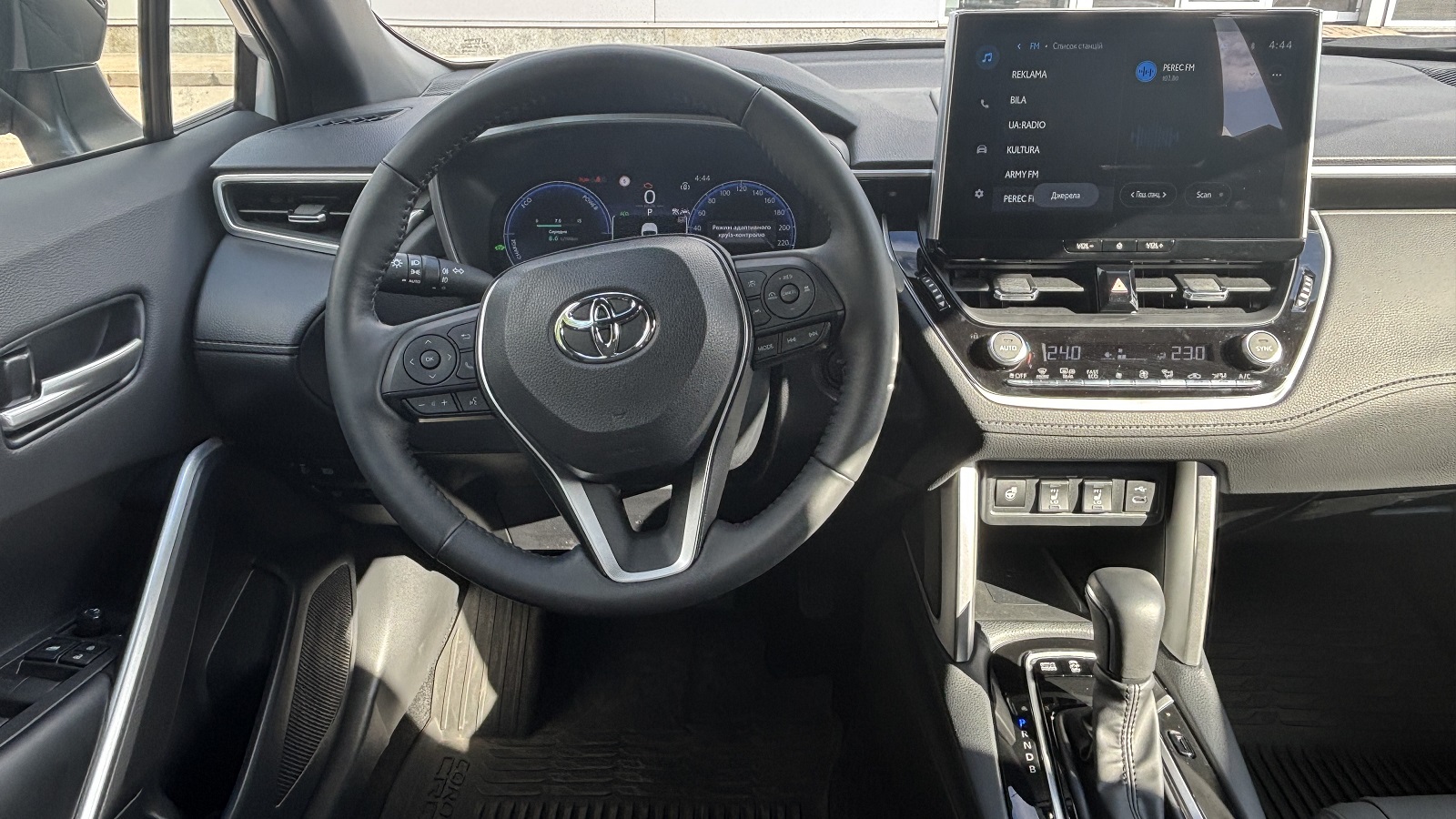 Toyota COROLLA CROSS 2024 року з пробігом 486 км, Хетчбек, Тойота Центр Біла Церква "Автосаміт Укравто", м.Біла Церква - 1600170 ГРН | Фото № 9