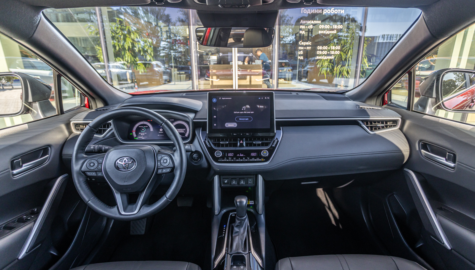 Toyota COROLLA CROSS 2024 року з пробігом 1045 км, Універсал, Тойота Центр Дніпро "Алмаз Мотор" на Запорізькому шосе, м.Дніпро - 1600170 ГРН | Фото № 8