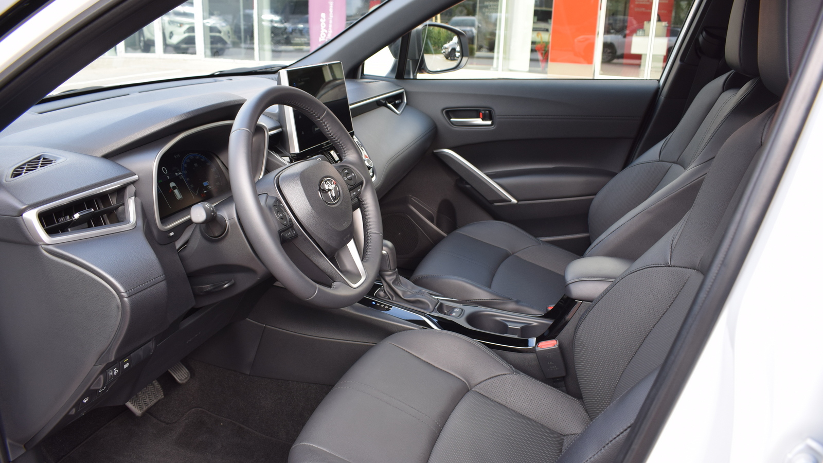 Toyota COROLLA CROSS 2024 року з пробігом 706 км, Універсал, Тойота Центр Житомир "Стар - Кар", м.Житомир - 1606570 ГРН | Фото № 12