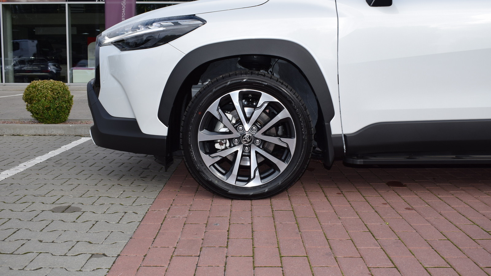 Toyota COROLLA CROSS 2024 року з пробігом 706 км, Універсал, Тойота Центр Житомир "Стар - Кар", м.Житомир - 1606570 ГРН | Фото № 16