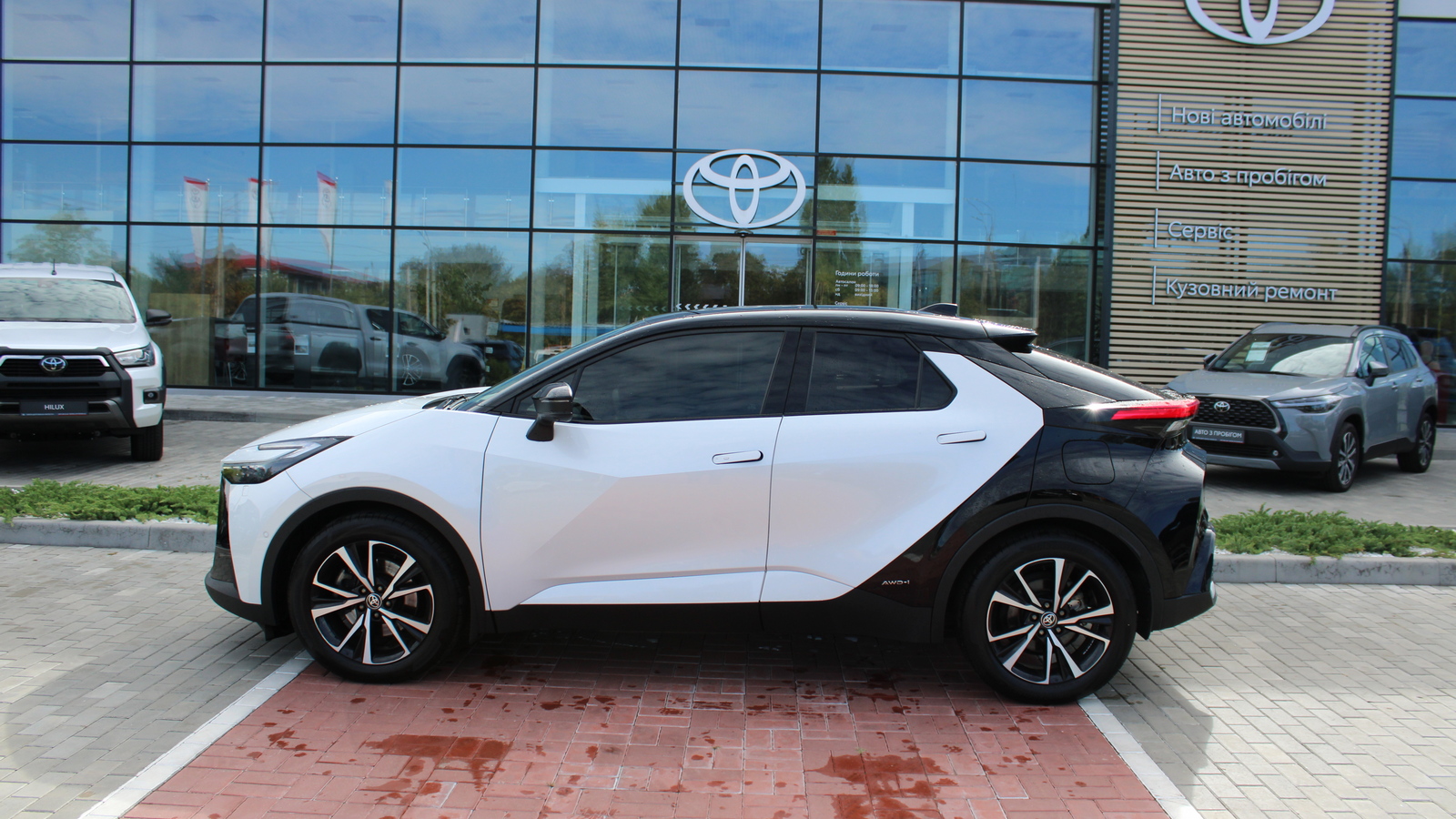Toyota C-HR 2023 року з пробігом 17949 км, Хетчбек, Тойота Центр Черкаси "Мотор Сіті", м.Черкаси - 1780000 ГРН | Фото № 3