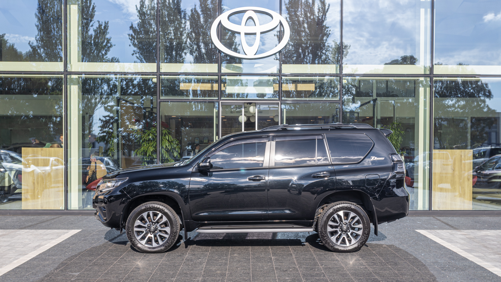 Toyota LAND CRUISER PRADO 2021 року з пробігом 153185 км, Універсал, Тойота Центр Дніпро "Алмаз Мотор" на Запорізькому шосе, м.Дніпро - 1895000 ГРН | Фото № 3