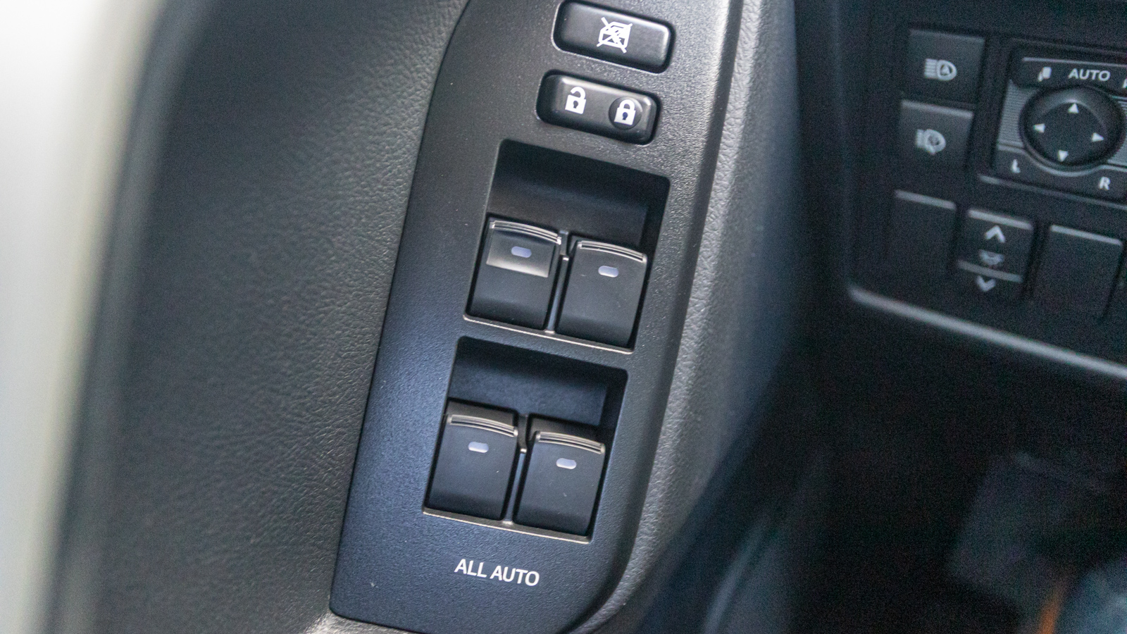 Toyota LAND CRUISER PRADO 2021 року з пробігом 153185 км, Універсал, Тойота Центр Дніпро "Алмаз Мотор" на Запорізькому шосе, м.Дніпро - 1895000 ГРН | Фото № 23