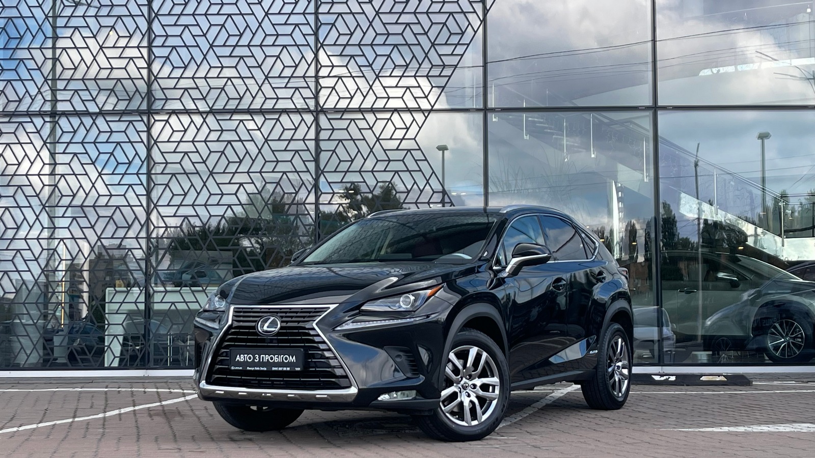 Lexus NX 2019 року з пробігом 51962 км, Універсал, Лексус Київ Захід, м.Київ - 1482000 ГРН | Фото № 1