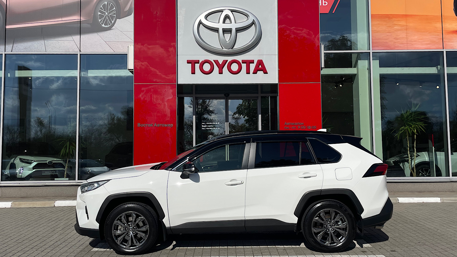 Toyota RAV4 2023 року з пробігом 9267 км, Універсал, Тойота Центр Запоріжжя "Восток Автомир", м.Запоріжжя - 1693300 ГРН | Фото № 3