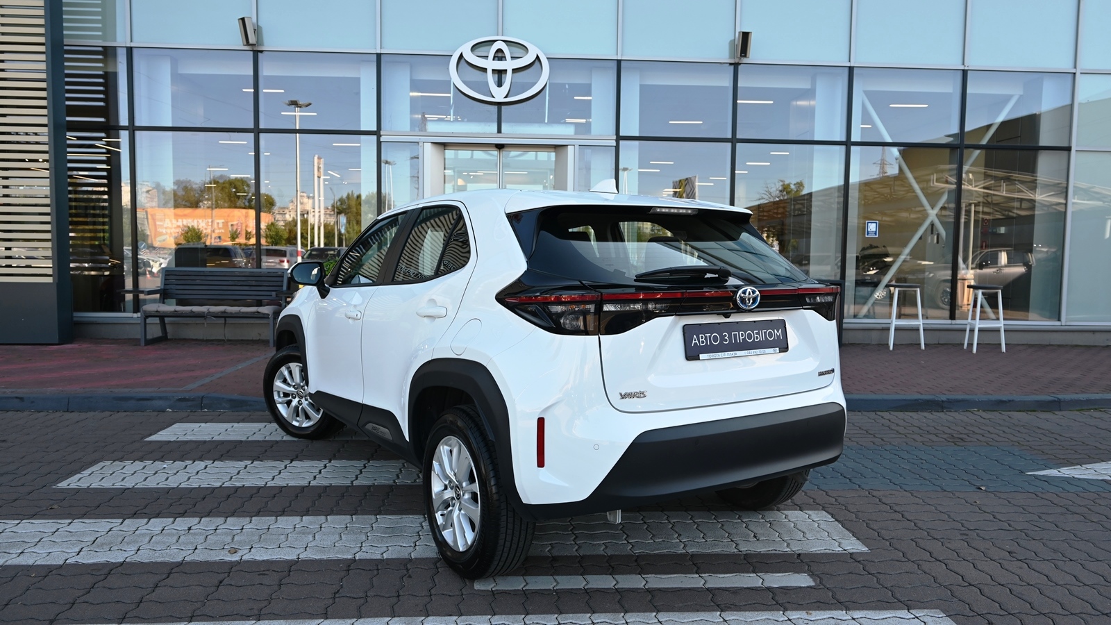 Toyota YARIS CROSS 2022 року з пробігом 47336 км, Хетчбек, Тойота Центр Київ "Сіті Плаза", м.Київ - 1060914 ГРН | Фото № 2