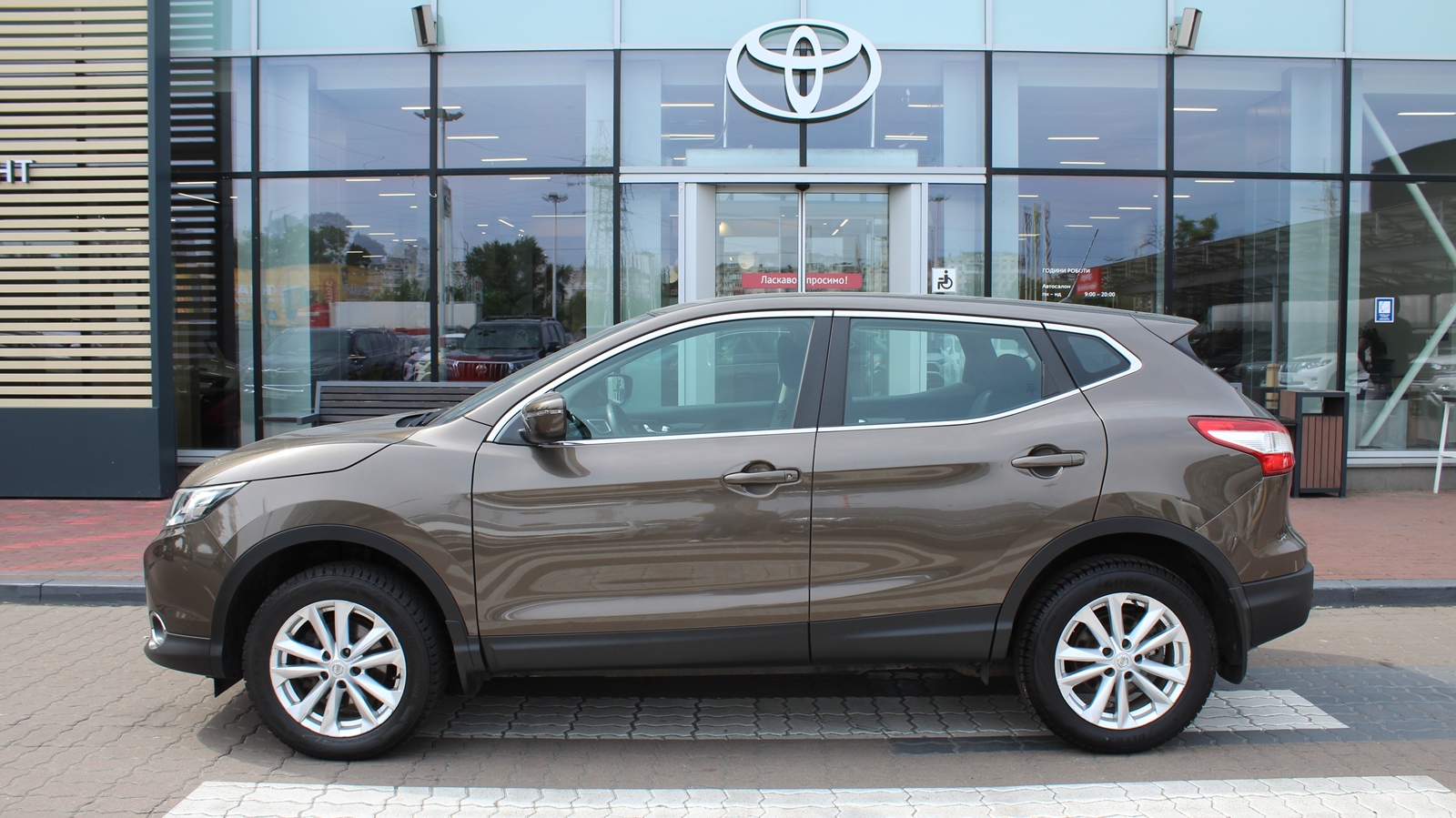 Інші авто NISSAN QASHQAI 2017 року з пробігом 87714 км, Універсал, Тойота Центр Київ "Сіті Плаза", м.Київ - 724820 ГРН | Фото № 3