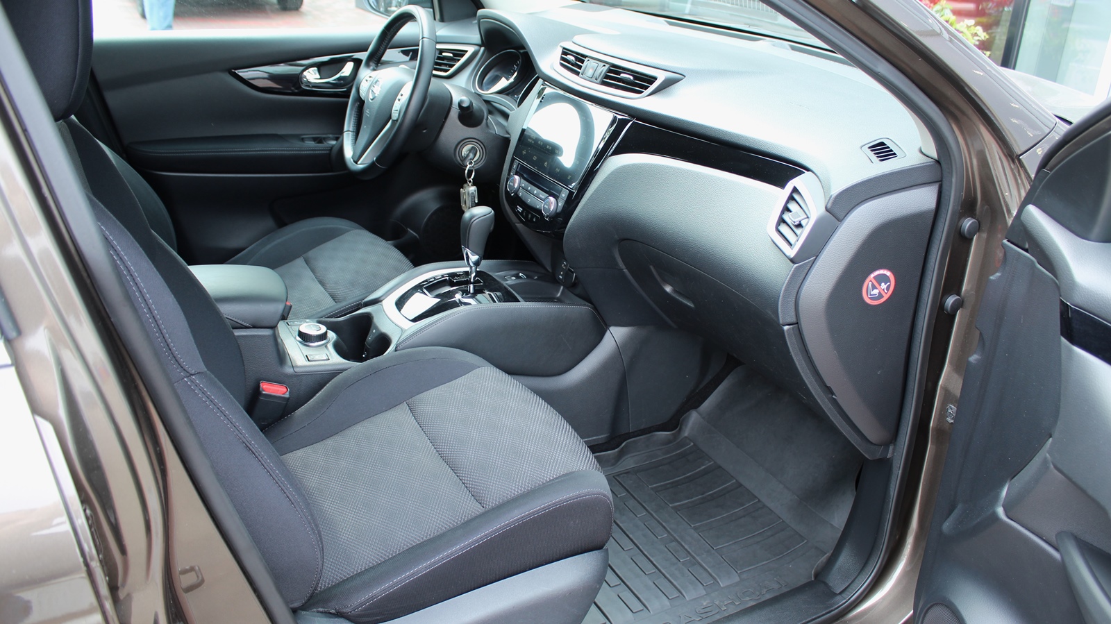 Інші авто NISSAN QASHQAI 2017 року з пробігом 87714 км, Універсал, Тойота Центр Київ "Сіті Плаза", м.Київ - 724820 ГРН | Фото № 6