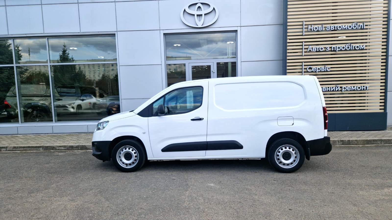 Toyota PROACE CITY 2021 року з пробігом 37371 км, Мінівен, Тойота Центр Кропивницький "Мотор - Олві", м.Кропивницький - 750000 ГРН | Фото № 3