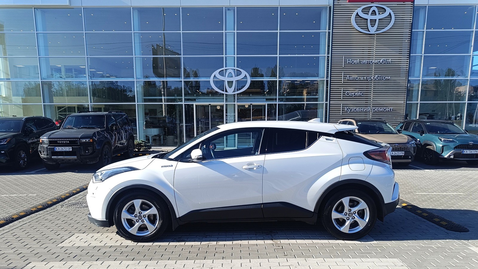 Toyota C-HR 2018 року з пробігом 97108 км, Хетчбек, Тойота Центр Київ "ВіДі Автострада", м.Київ - 969000 ГРН | Фото № 3