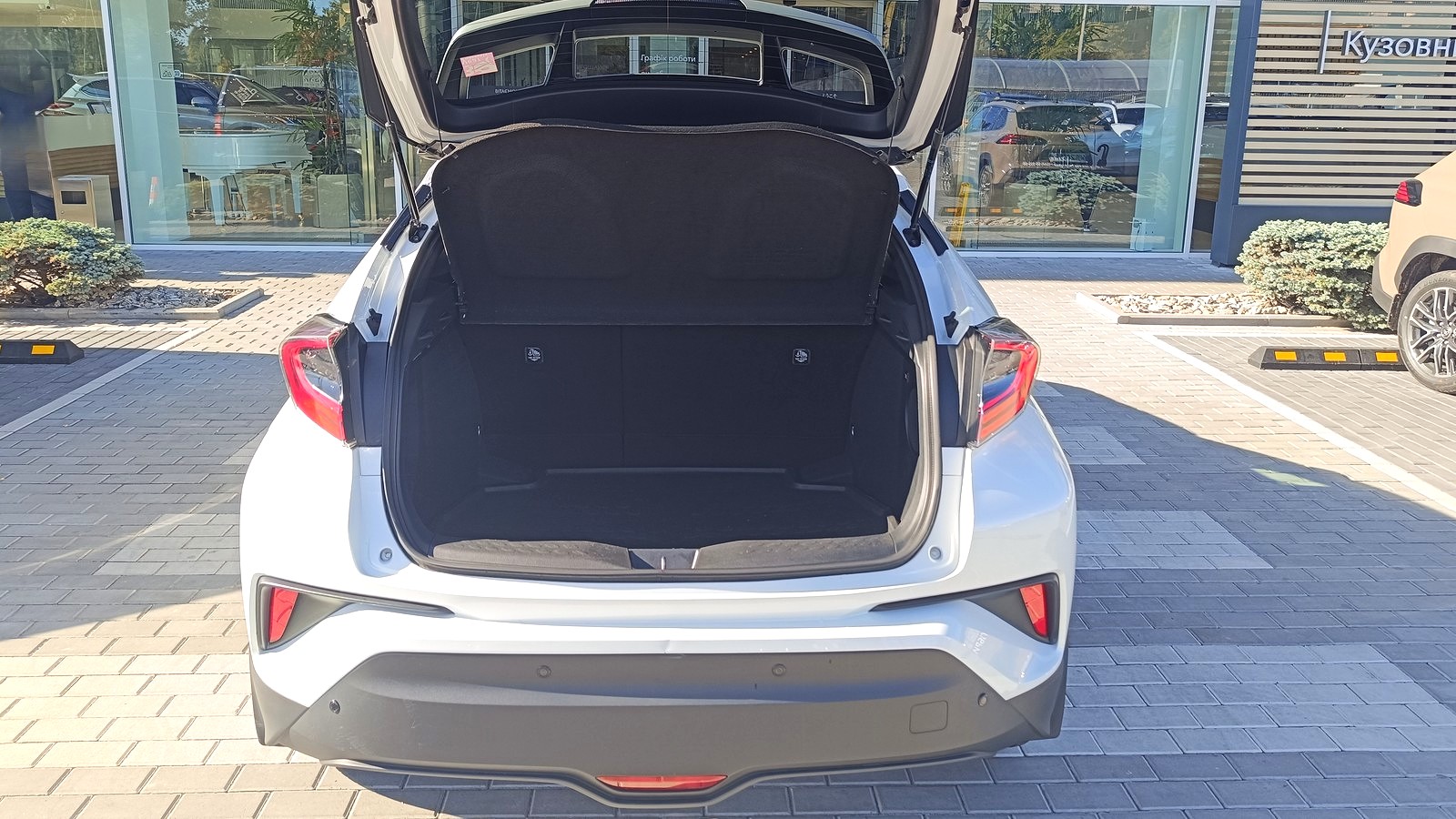 Toyota C-HR 2018 року з пробігом 97108 км, Хетчбек, Тойота Центр Київ "ВіДі Автострада", м.Київ - 969000 ГРН | Фото № 10