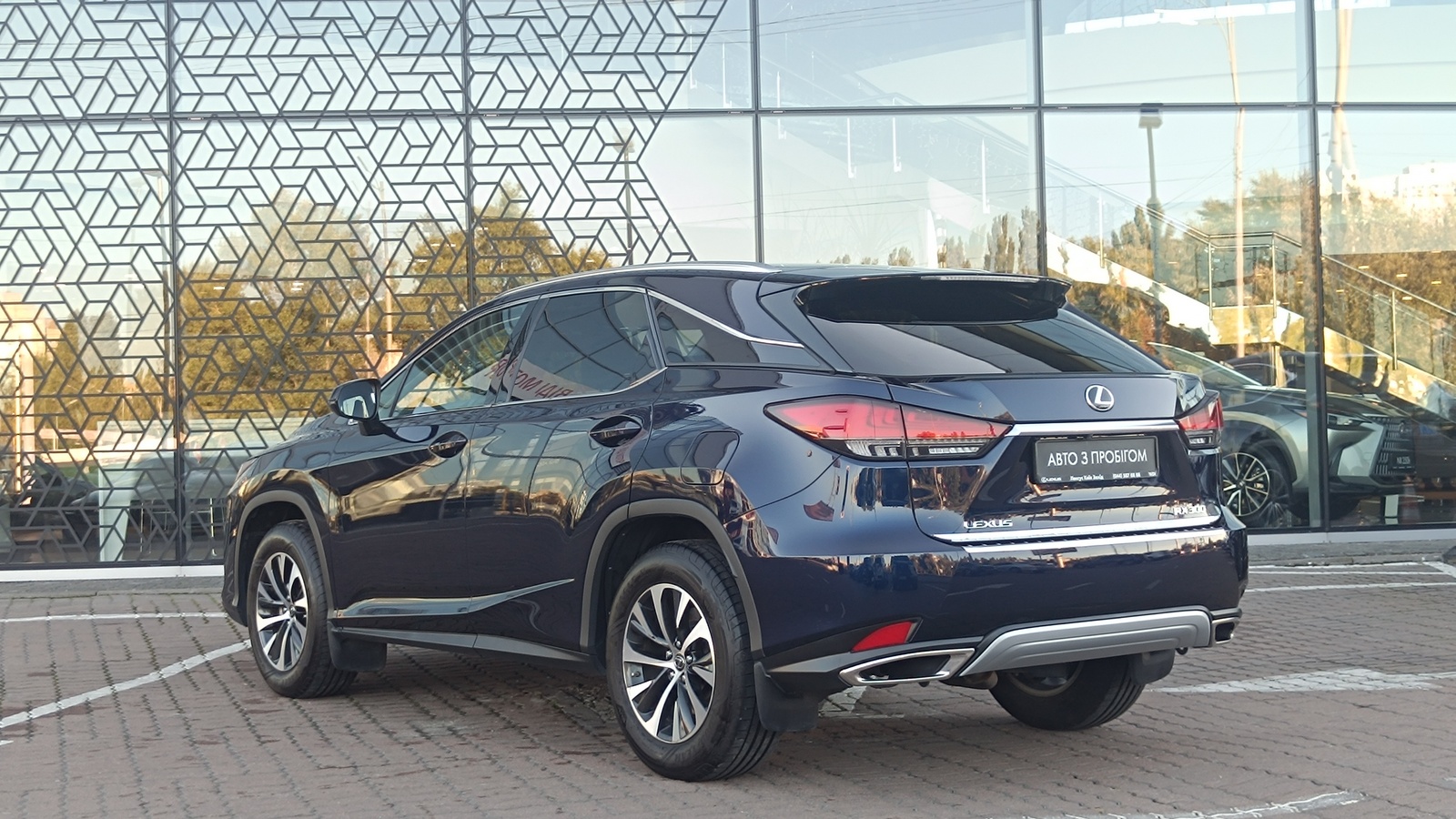 Lexus RX 2021 року з пробігом 86810 км, Універсал, Лексус Київ Захід, м.Київ - 1738000 ГРН | Фото № 2