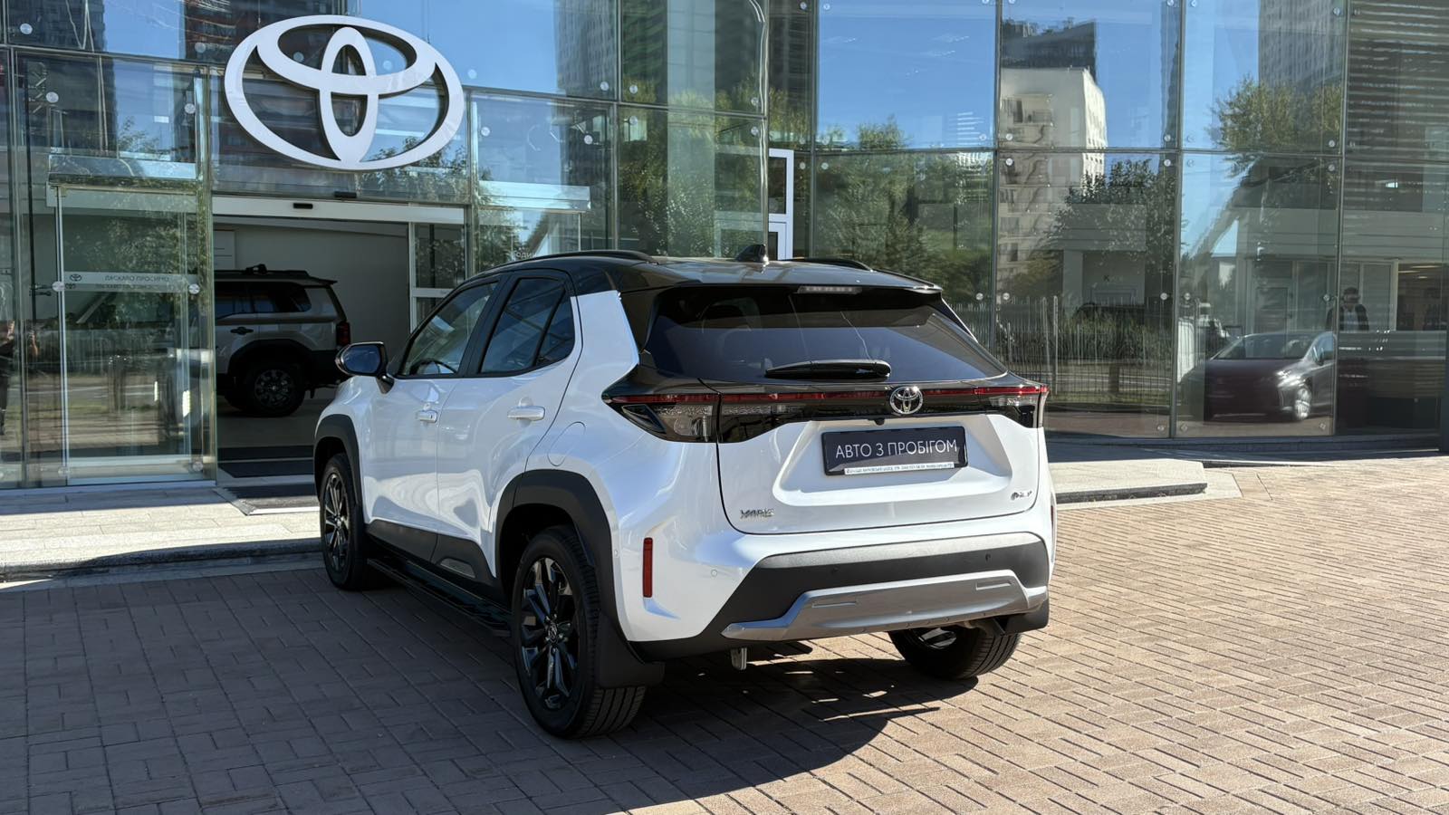 Toyota YARIS CROSS 2024 року з пробігом 2470 км, Хетчбек, Тойота Центр Київ "Автосаміт Укравто", м.Київ - 1400000 ГРН | Фото № 2