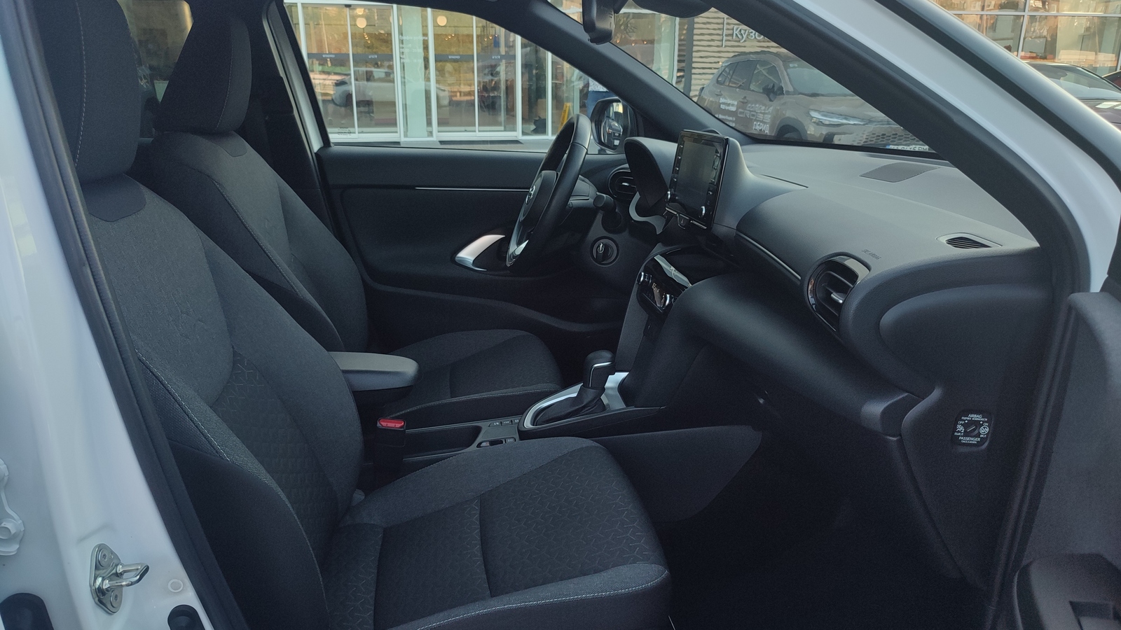 Toyota YARIS CROSS 2022 року з пробігом 88252 км, Хетчбек, Тойота Центр Київ "ВіДі Автострада", м.Київ - 1065000 ГРН | Фото № 6
