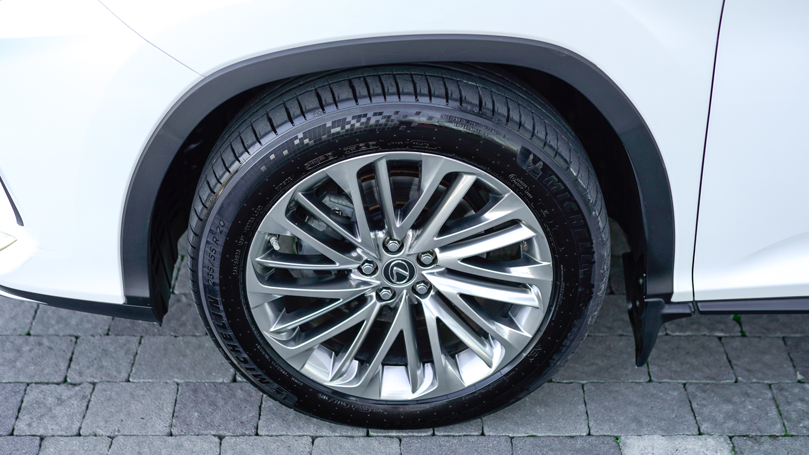 Lexus RX 450h 2020 року з пробігом 111569 км, Універсал, Лексус Львів, м.Львів - 2448500 ГРН | Фото № 15