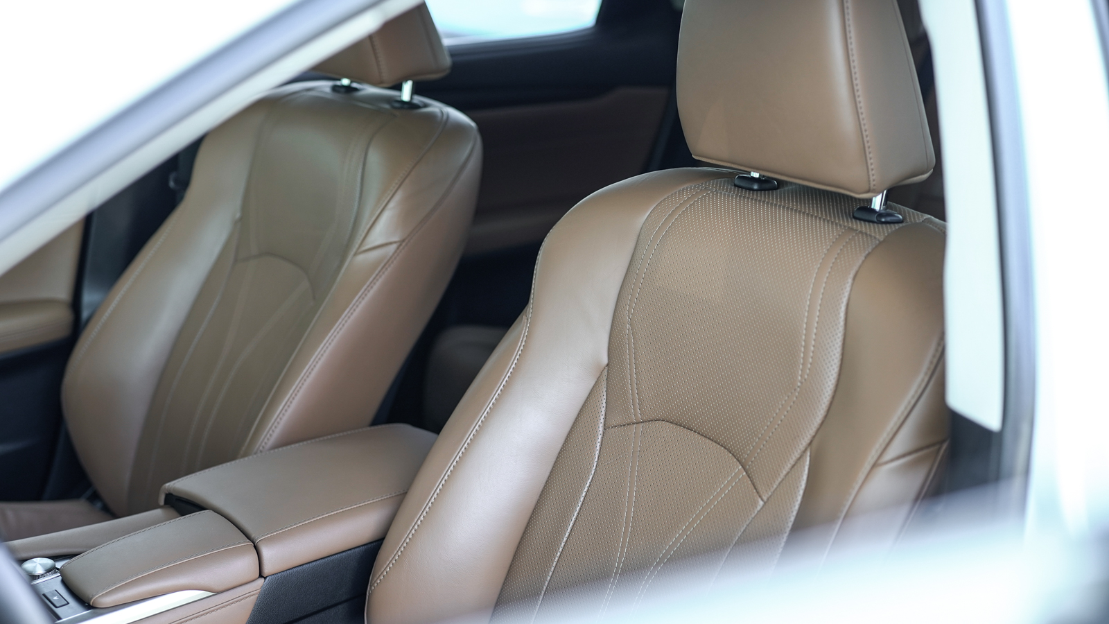 Lexus RX 450h 2020 року з пробігом 111569 км, Універсал, Лексус Львів, м.Львів - 2448500 ГРН | Фото № 21