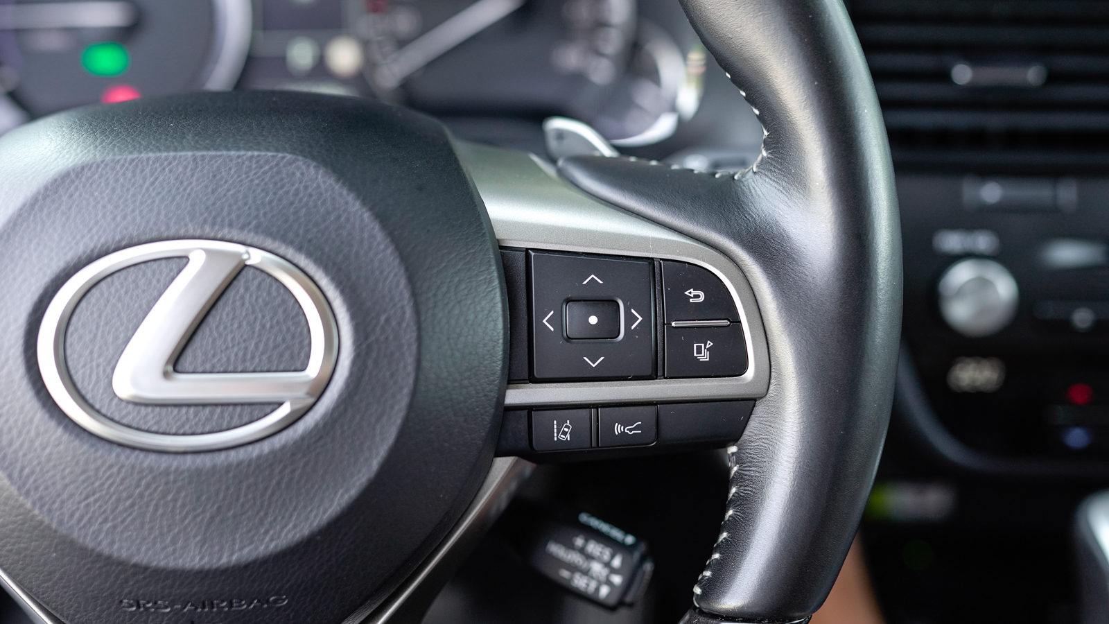 Lexus RX 450h 2020 року з пробігом 111569 км, Універсал, Лексус Львів, м.Львів - 2448500 ГРН | Фото № 26