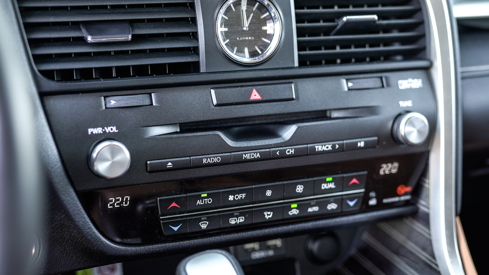 Lexus RX 450h 2020 року з пробігом 111569 км, Універсал, Лексус Львів, м.Львів - 2448500 ГРН | Фото № 39