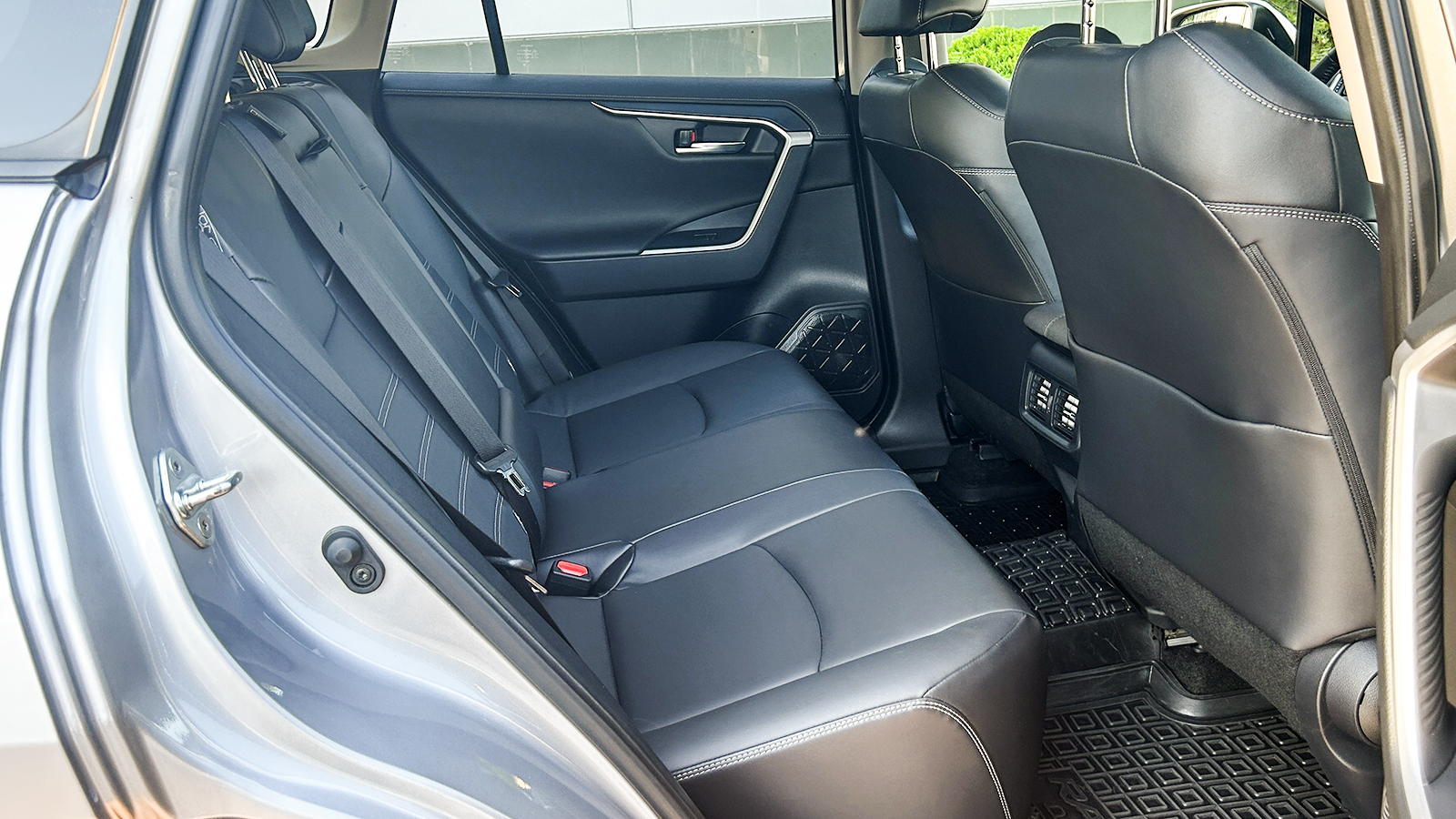Toyota RAV4 2023 року з пробігом 48340 км, Універсал, Тойота Центр Чернівці "Олімп-Моторс", м.Чернівці - 1420000 ГРН | Фото № 7
