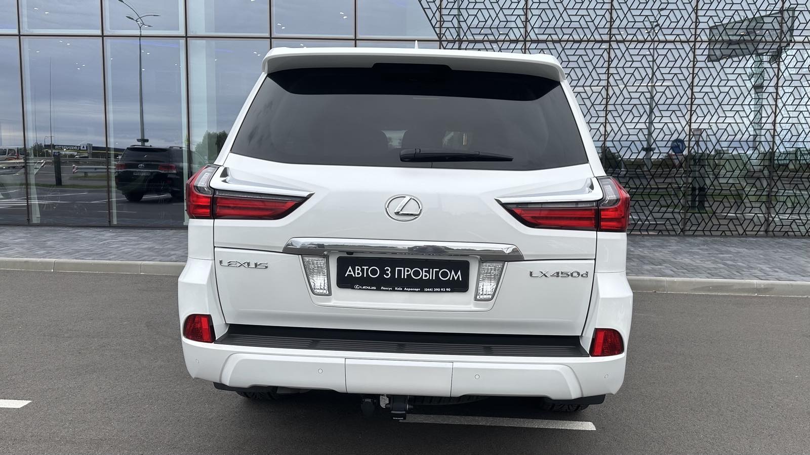 Lexus LX 2017 року з пробігом 76190 км, Універсал, Лексус Київ Аеропорт, м.Київ - 3108618 ГРН | Фото № 4