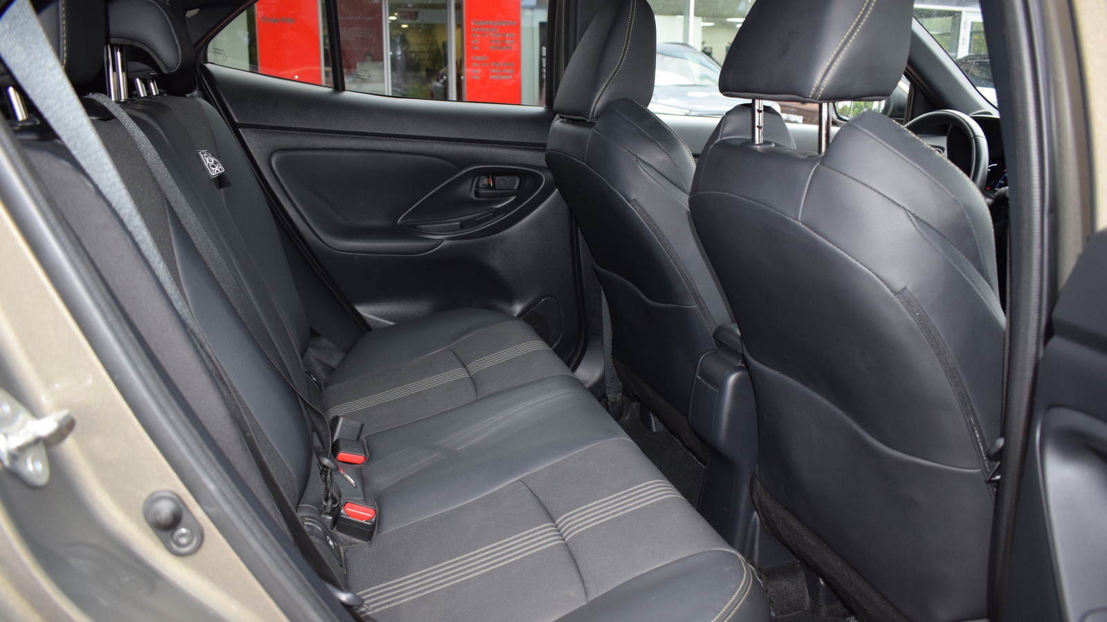 Toyota YARIS CROSS 2022 року з пробігом 14689 км, Хетчбек, Тойота Центр Житомир "Стар - Кар", м.Житомир - 1257450 ГРН | Фото № 7