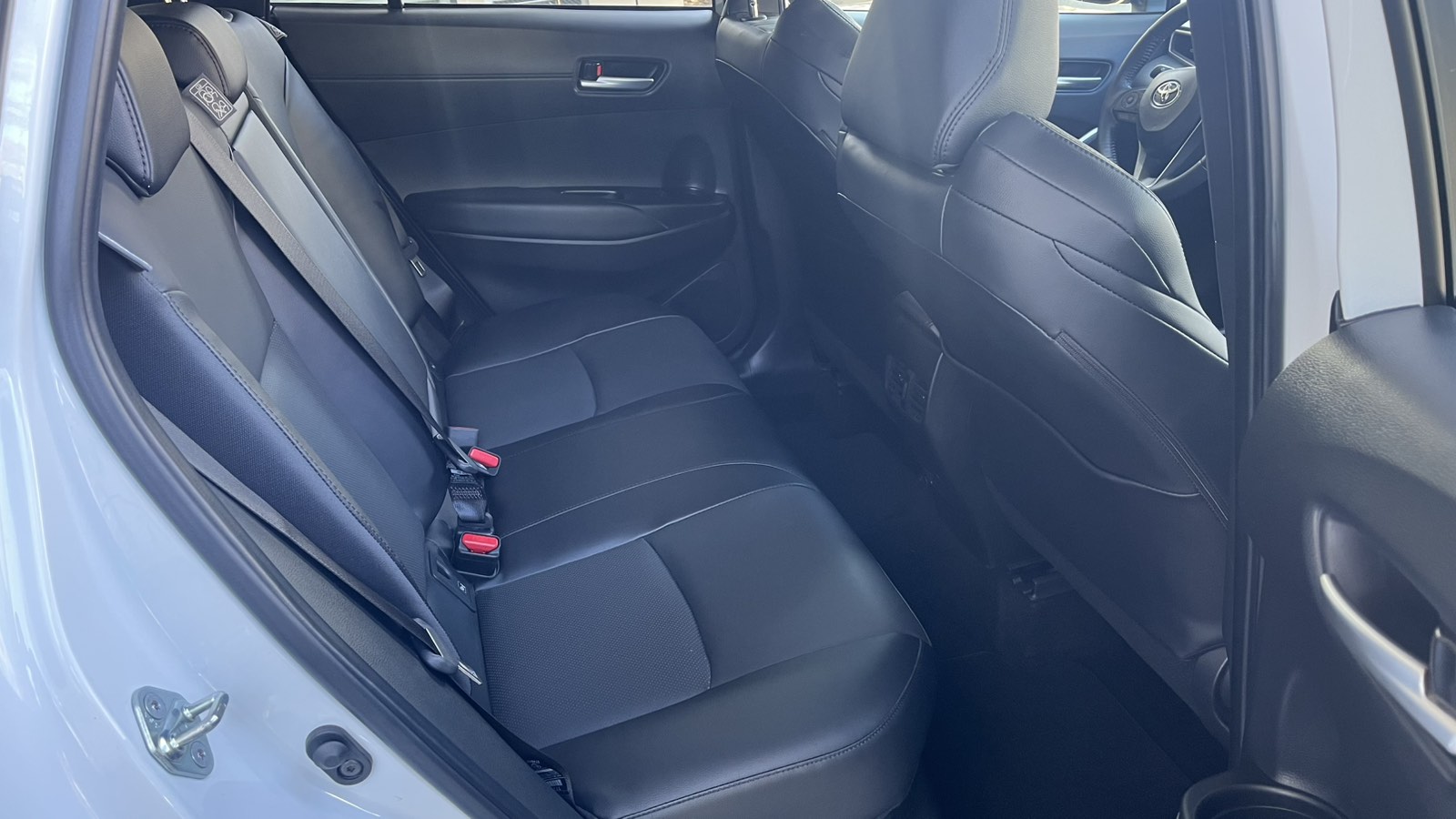 Toyota COROLLA CROSS 2023 року з пробігом 18000 км, Універсал, Тойота Центр Київ "Автосаміт Укравто", м.Київ - 1524000 ГРН | Фото № 7