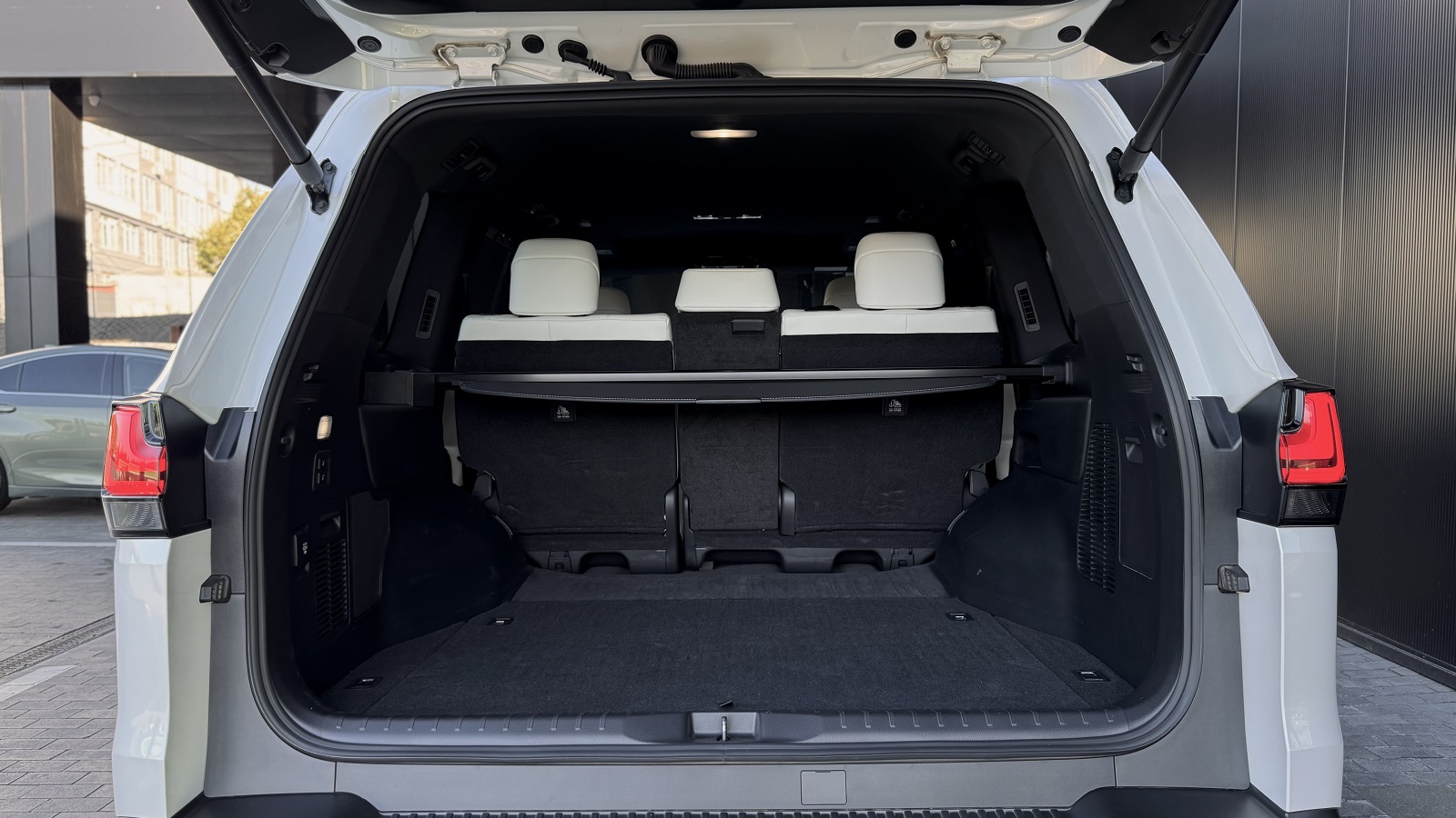 Lexus LX 2023 року з пробігом 94714 км, Універсал, Лексус Одеса, м.Одеса - 4955580 ГРН | Фото № 10