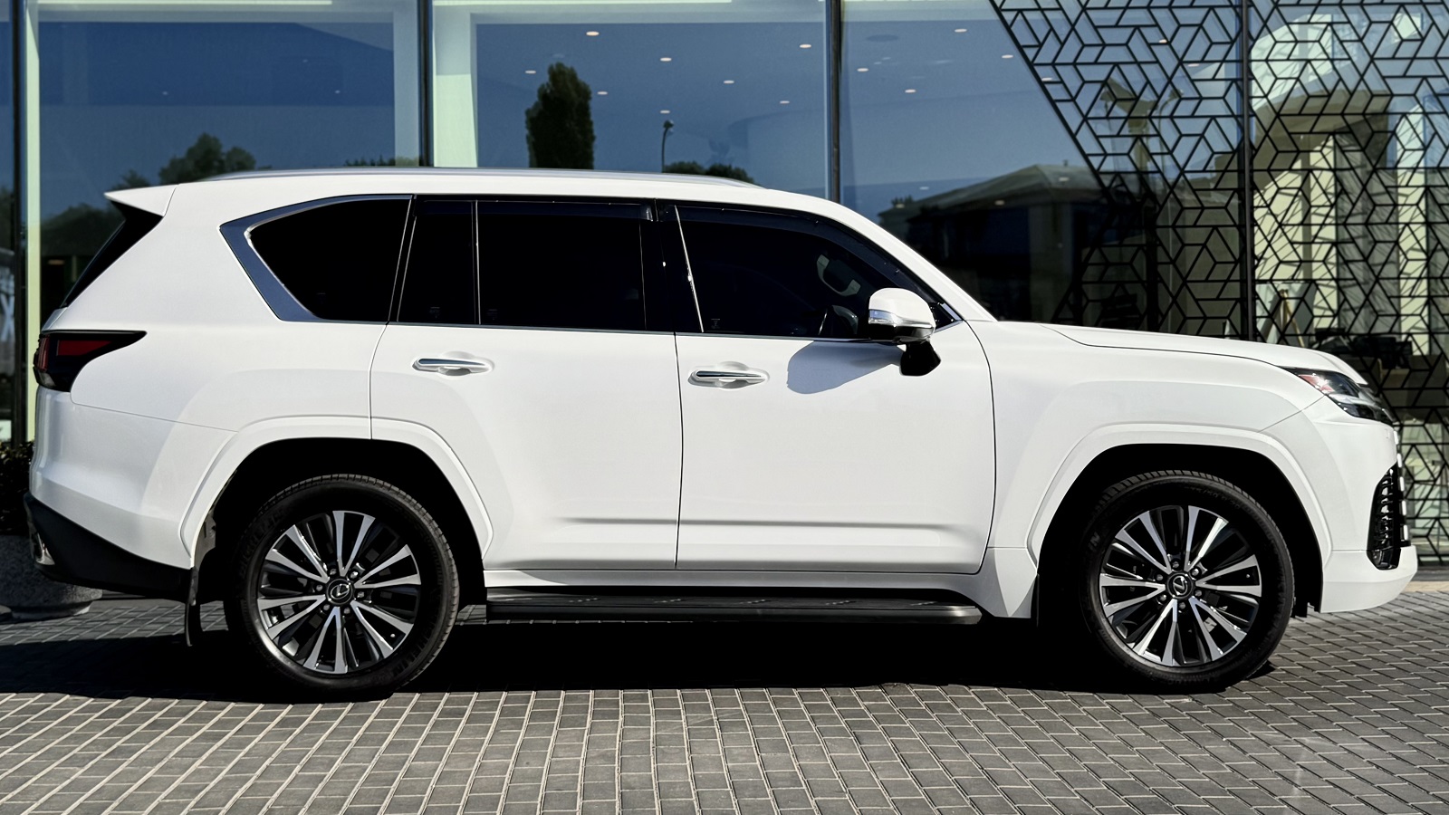Lexus LX 2023 року з пробігом 94714 км, Універсал, Лексус Одеса, м.Одеса - 4955580 ГРН | Фото № 17