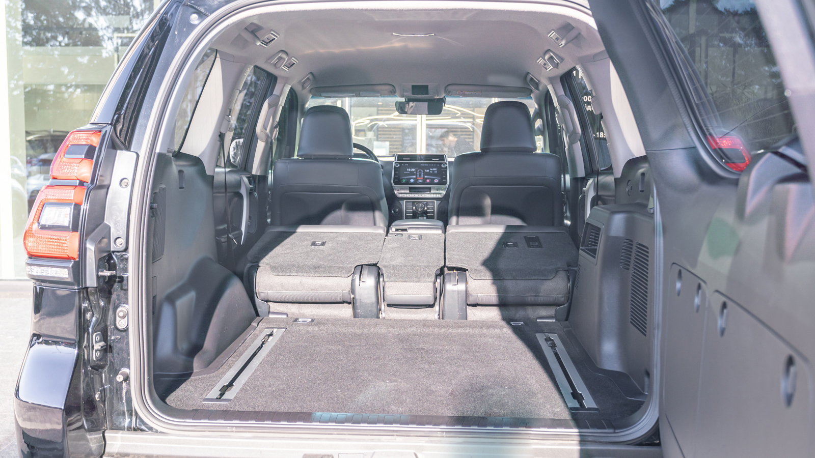 Toyota LAND CRUISER PRADO 2019 року з пробігом 128058 км, Універсал, Тойота Центр Дніпро "Алмаз Мотор" на Запорізькому шосе, м.Дніпро - 1780000 ГРН | Фото № 11