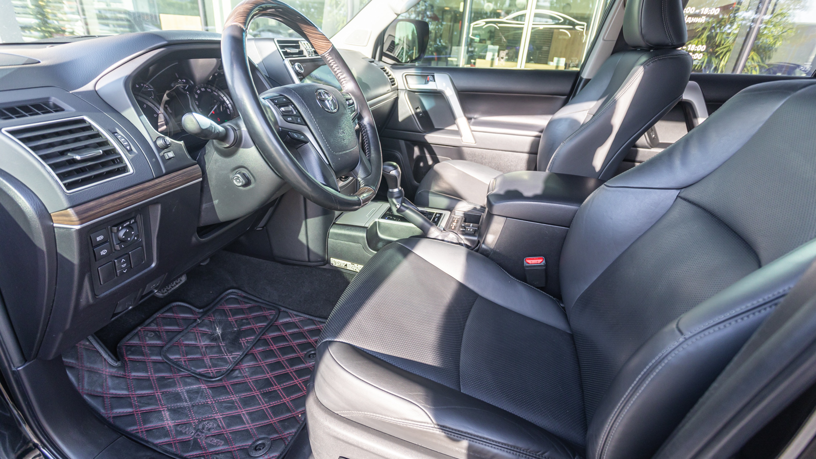 Toyota LAND CRUISER PRADO 2019 року з пробігом 128058 км, Універсал, Тойота Центр Дніпро "Алмаз Мотор" на Запорізькому шосе, м.Дніпро - 1780000 ГРН | Фото № 13
