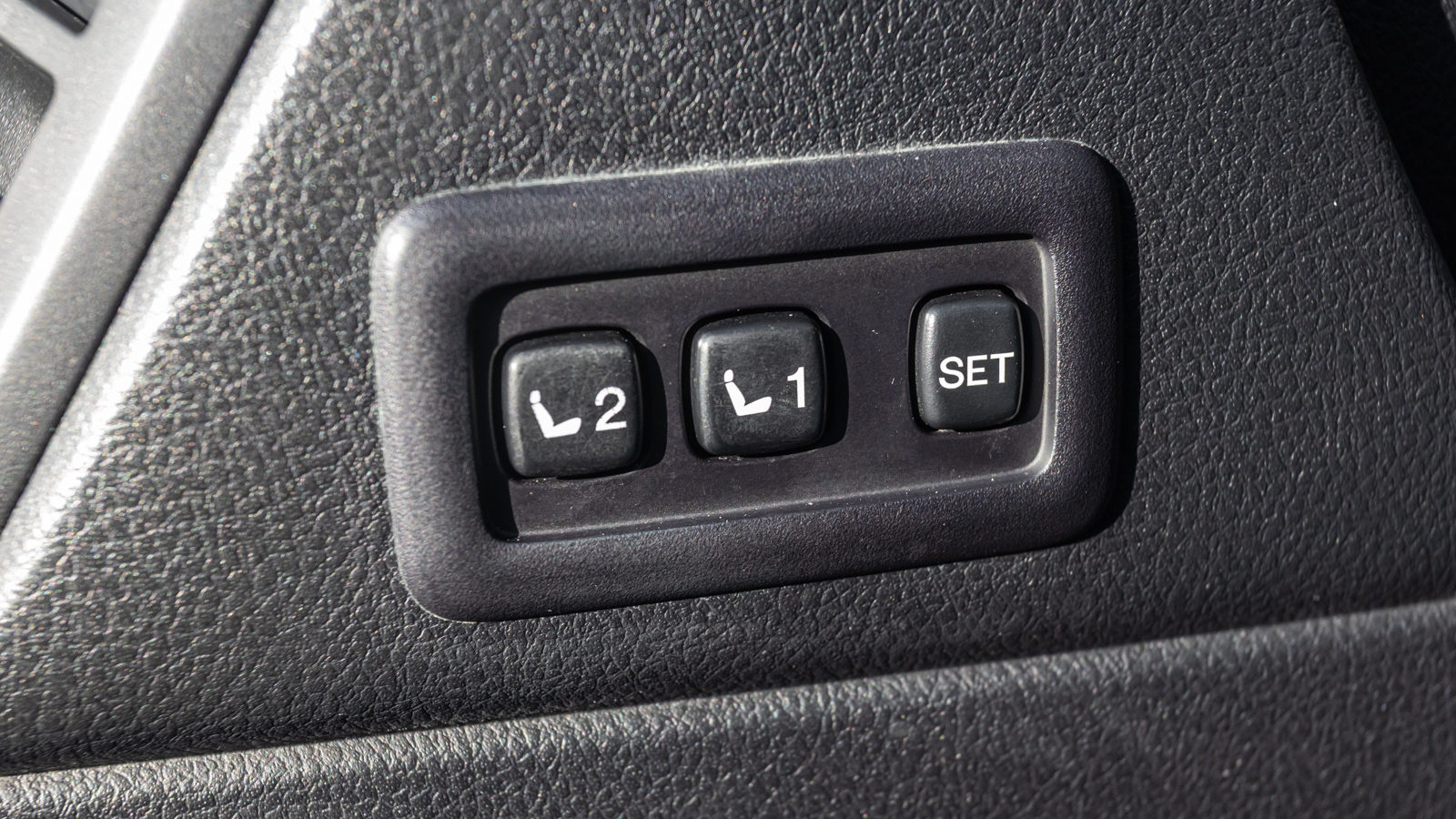 Toyota LAND CRUISER PRADO 2019 року з пробігом 128058 км, Універсал, Тойота Центр Дніпро "Алмаз Мотор" на Запорізькому шосе, м.Дніпро - 1780000 ГРН | Фото № 24